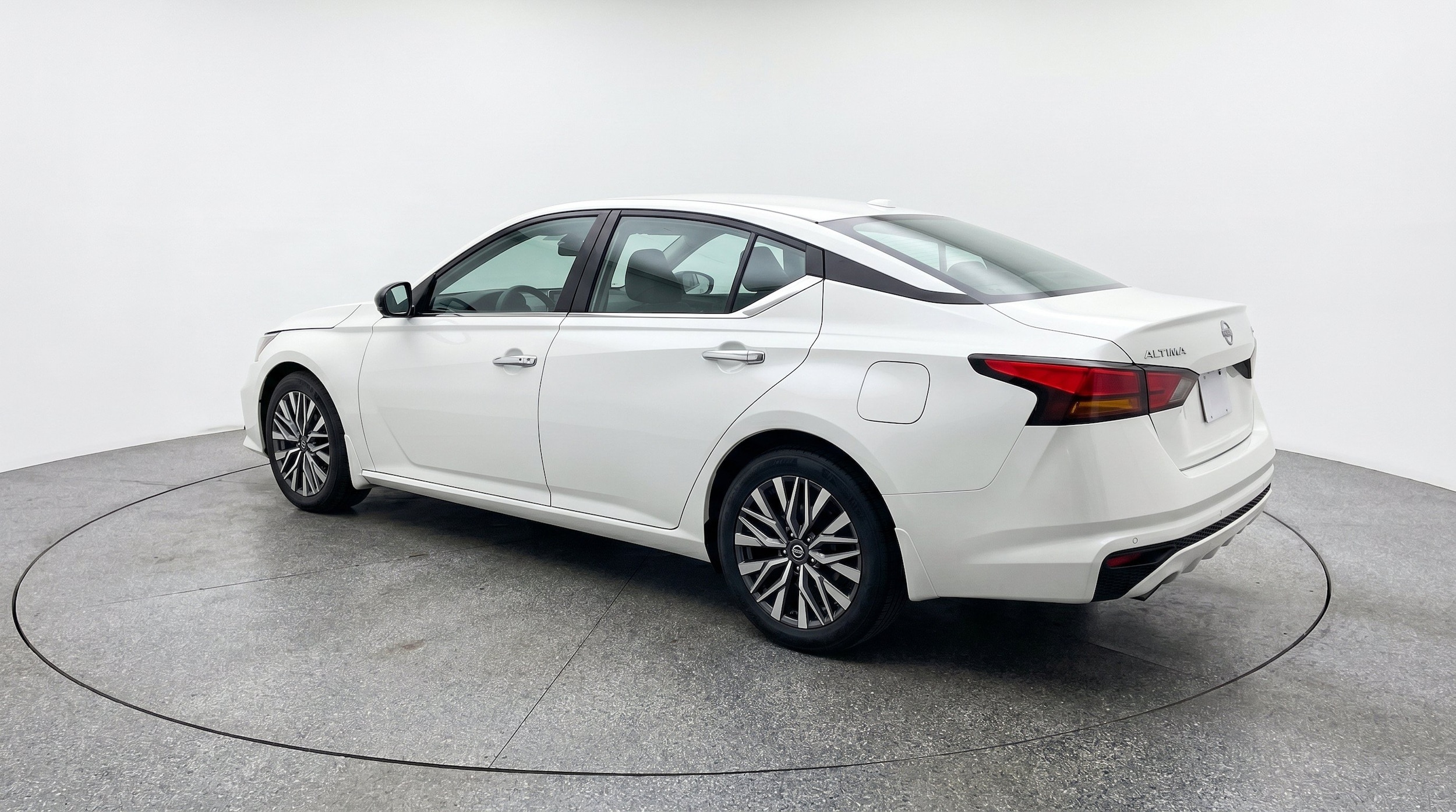 Thumbnail: 2025 Nissan Altima - 6