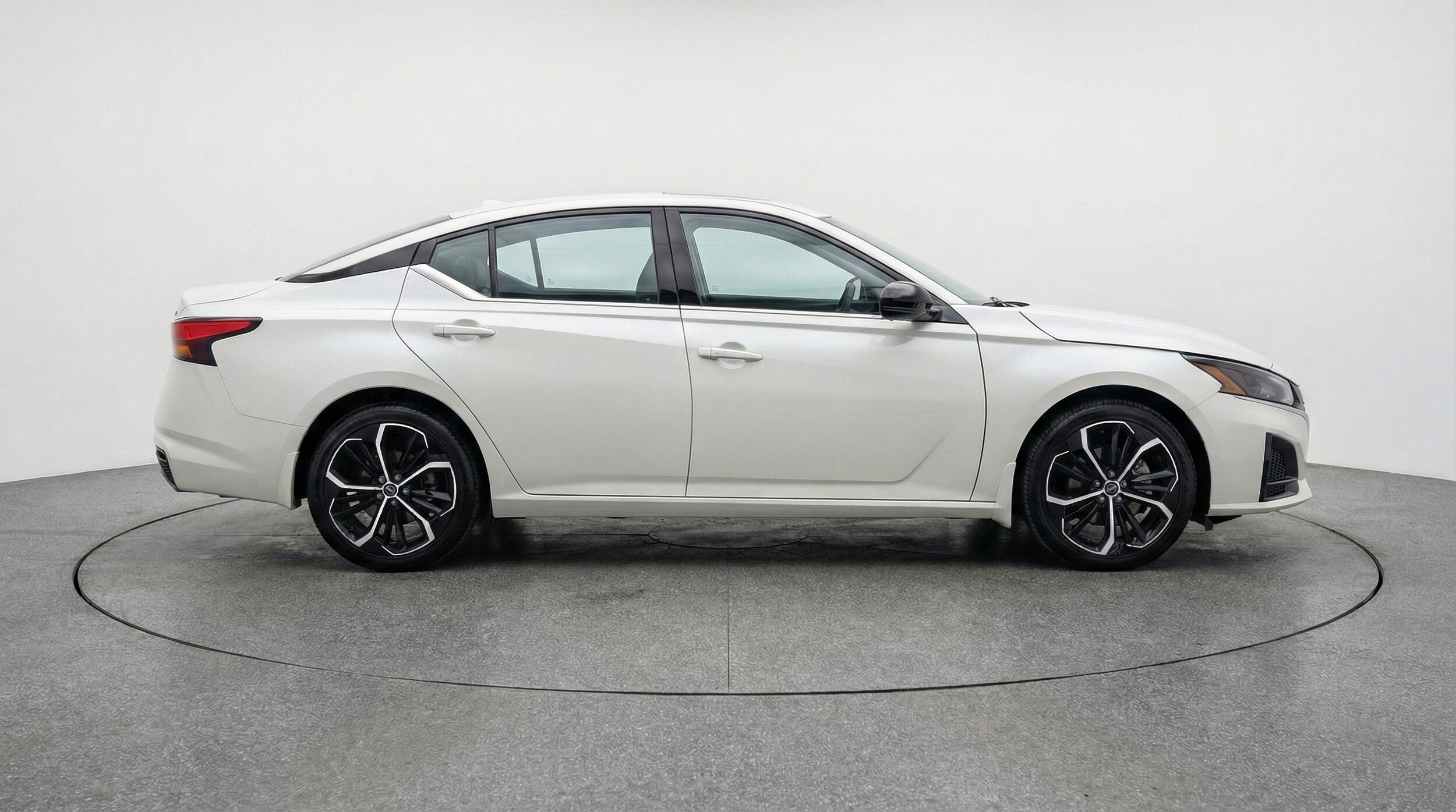 Thumbnail: 2025 Nissan Altima - 11