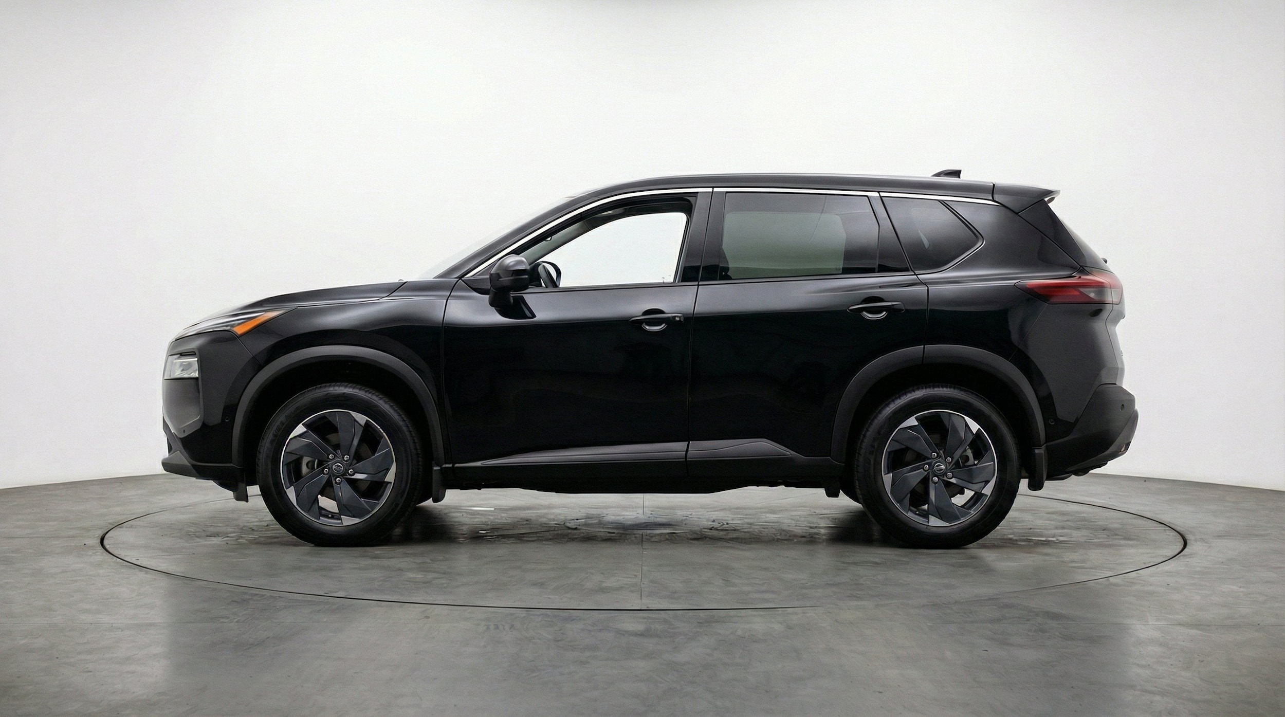 Thumbnail: 2025 Nissan Rogue - 5