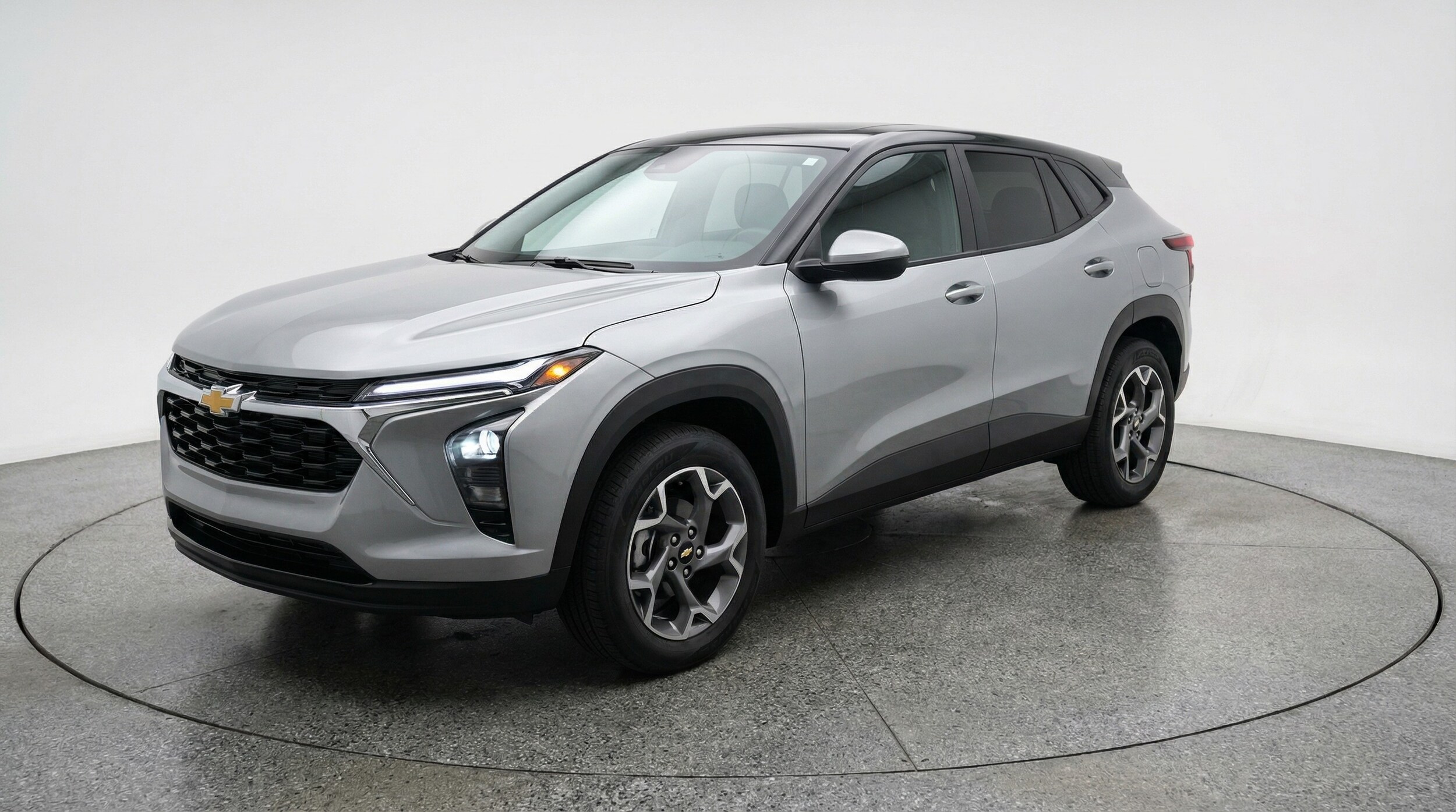 Thumbnail: 2025 Chevrolet Trax - 3