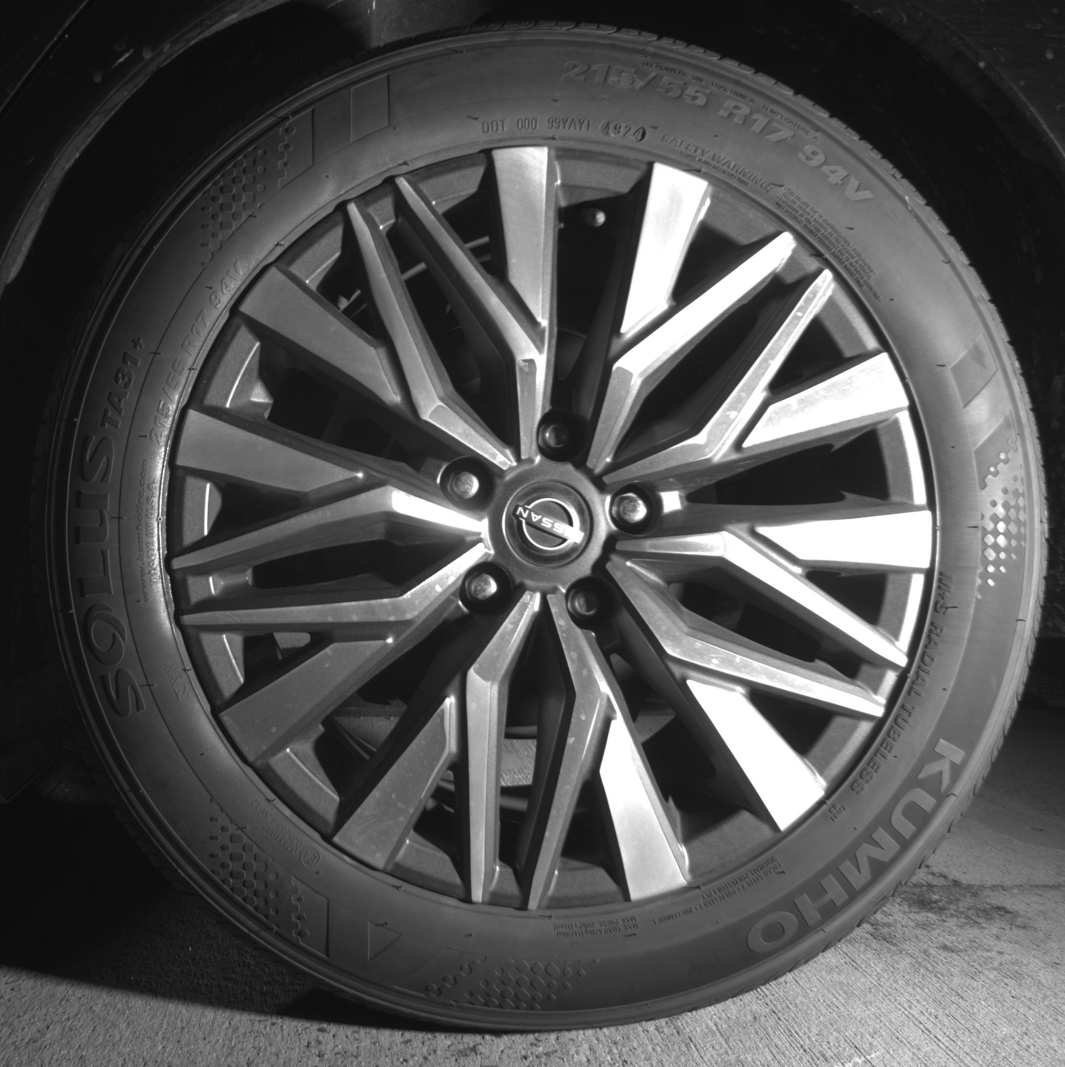 Thumbnail: 2025 Nissan Altima - 14