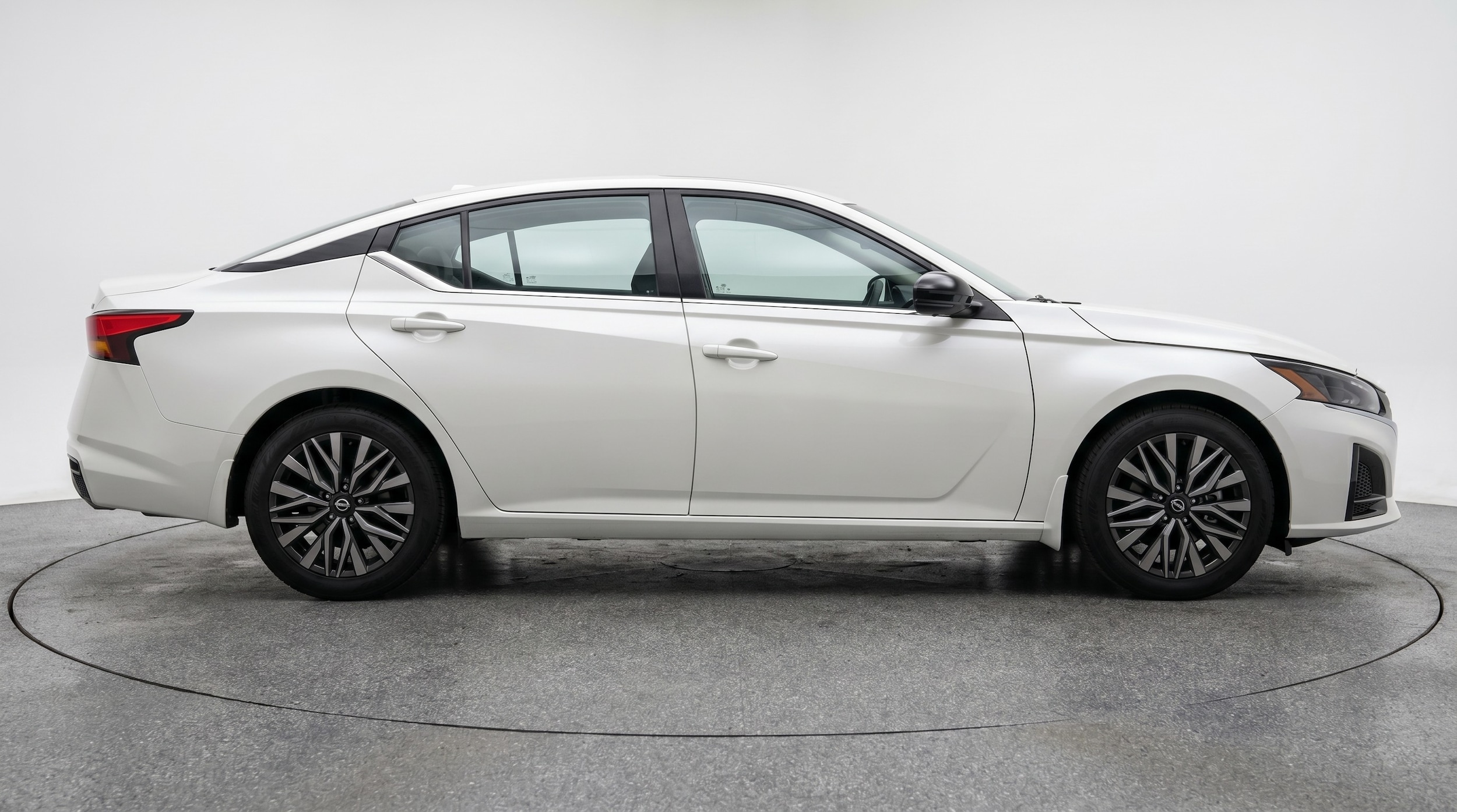 Thumbnail: 2025 Nissan Altima - 8