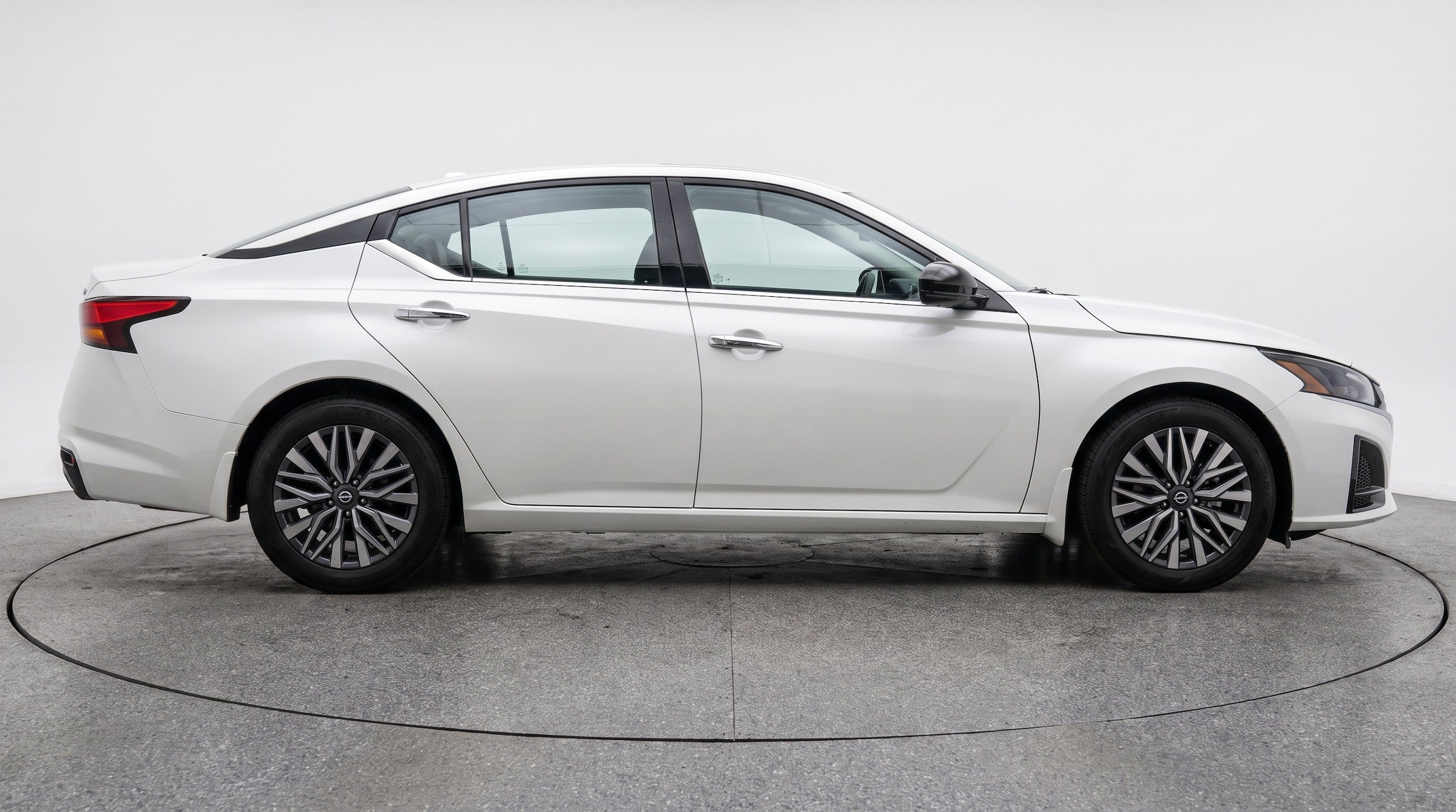 Thumbnail: 2025 Nissan Altima - 11