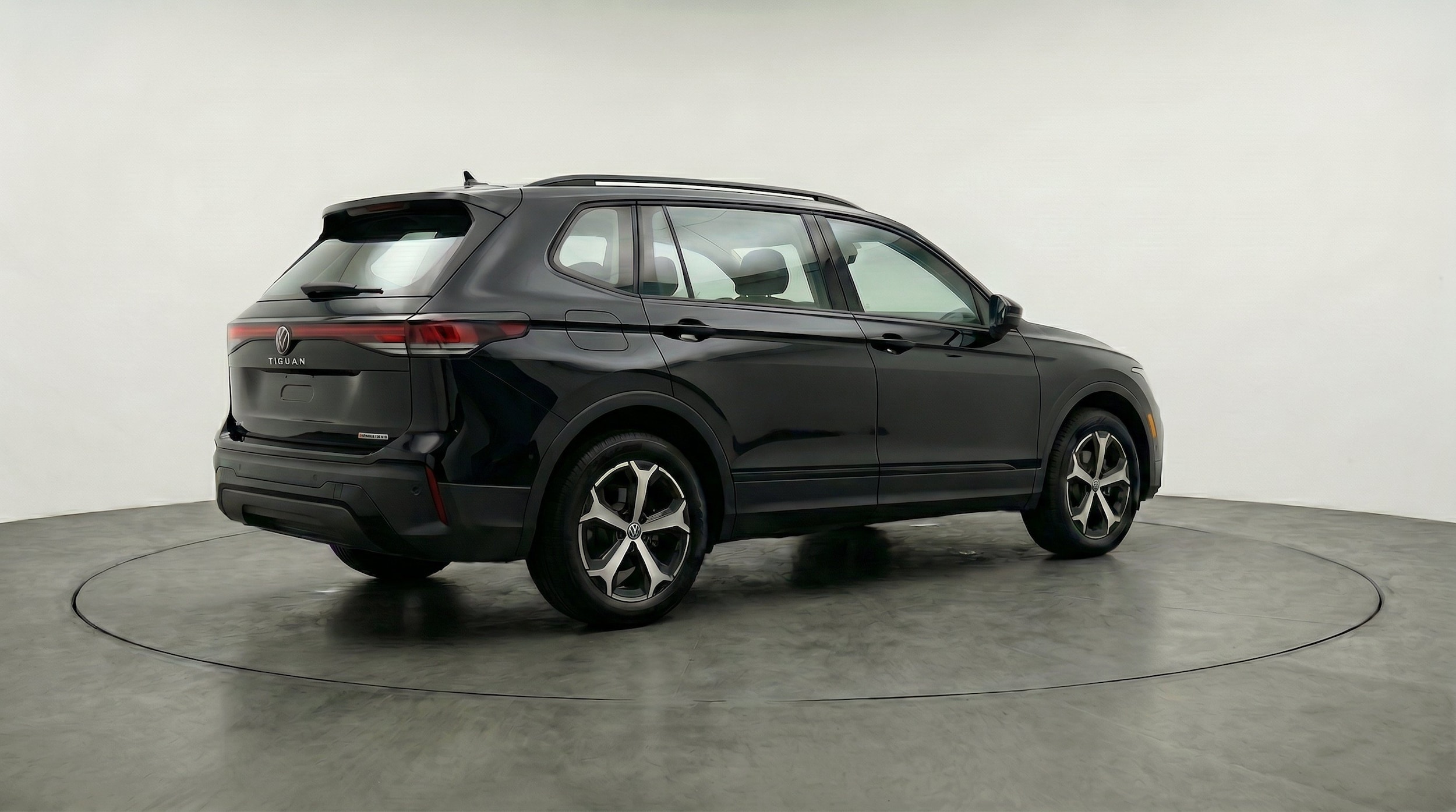 Thumbnail: 2026 Volkswagen Tiguan - 9