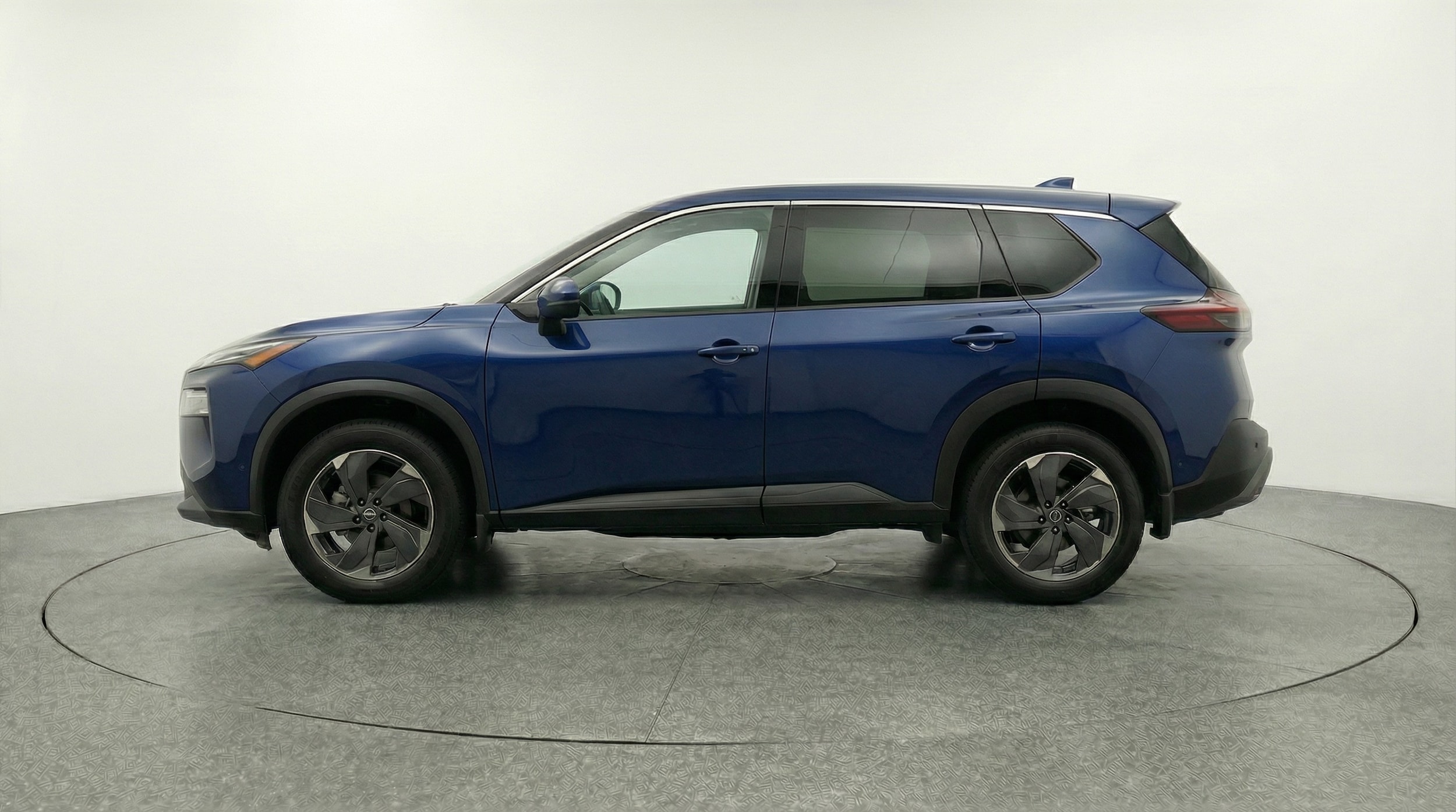 Thumbnail: 2025 Nissan Rogue - 4