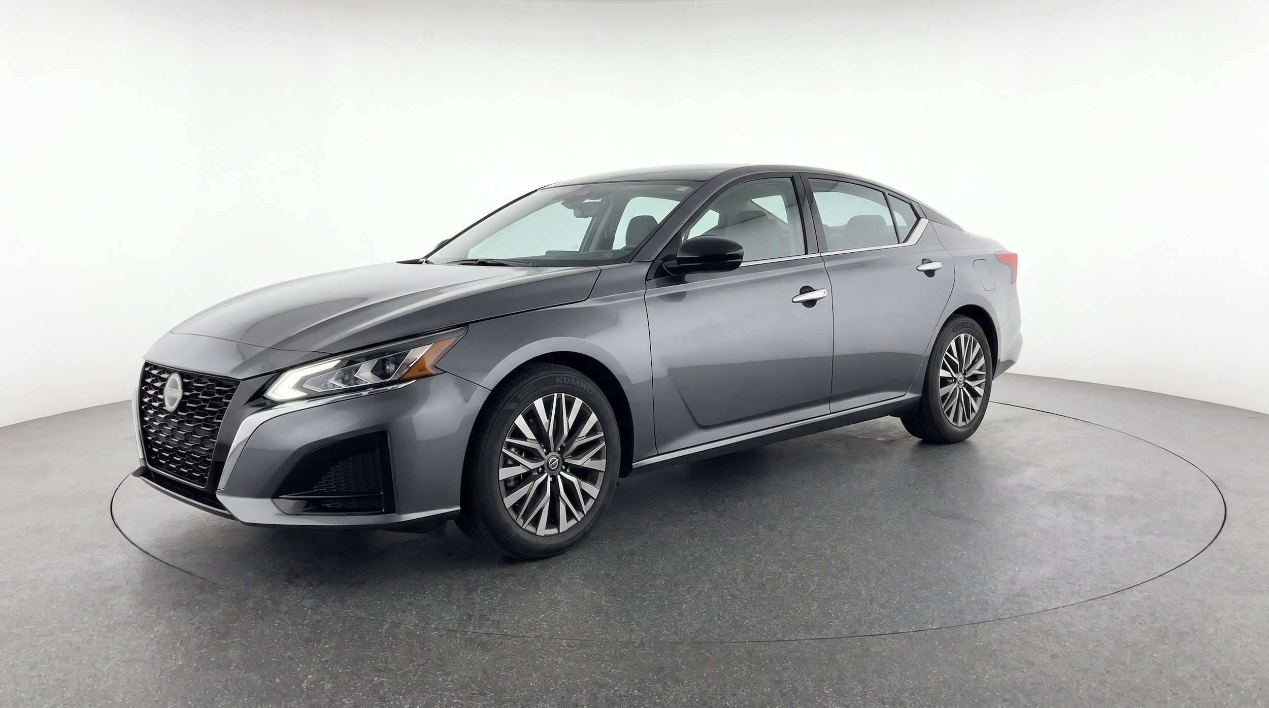 Thumbnail: 2025 Nissan Altima - 3