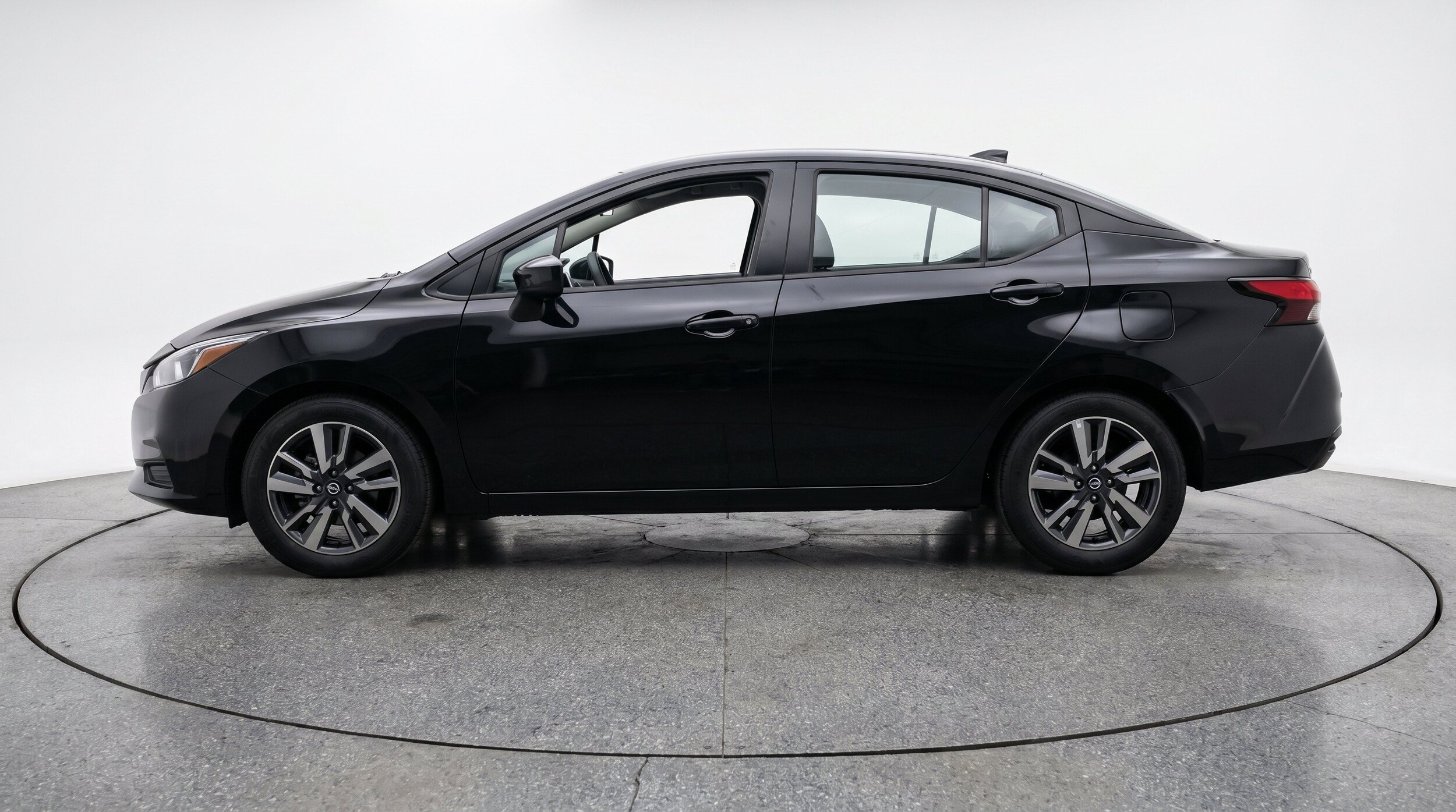 Thumbnail: 2025 Nissan Versa - 5