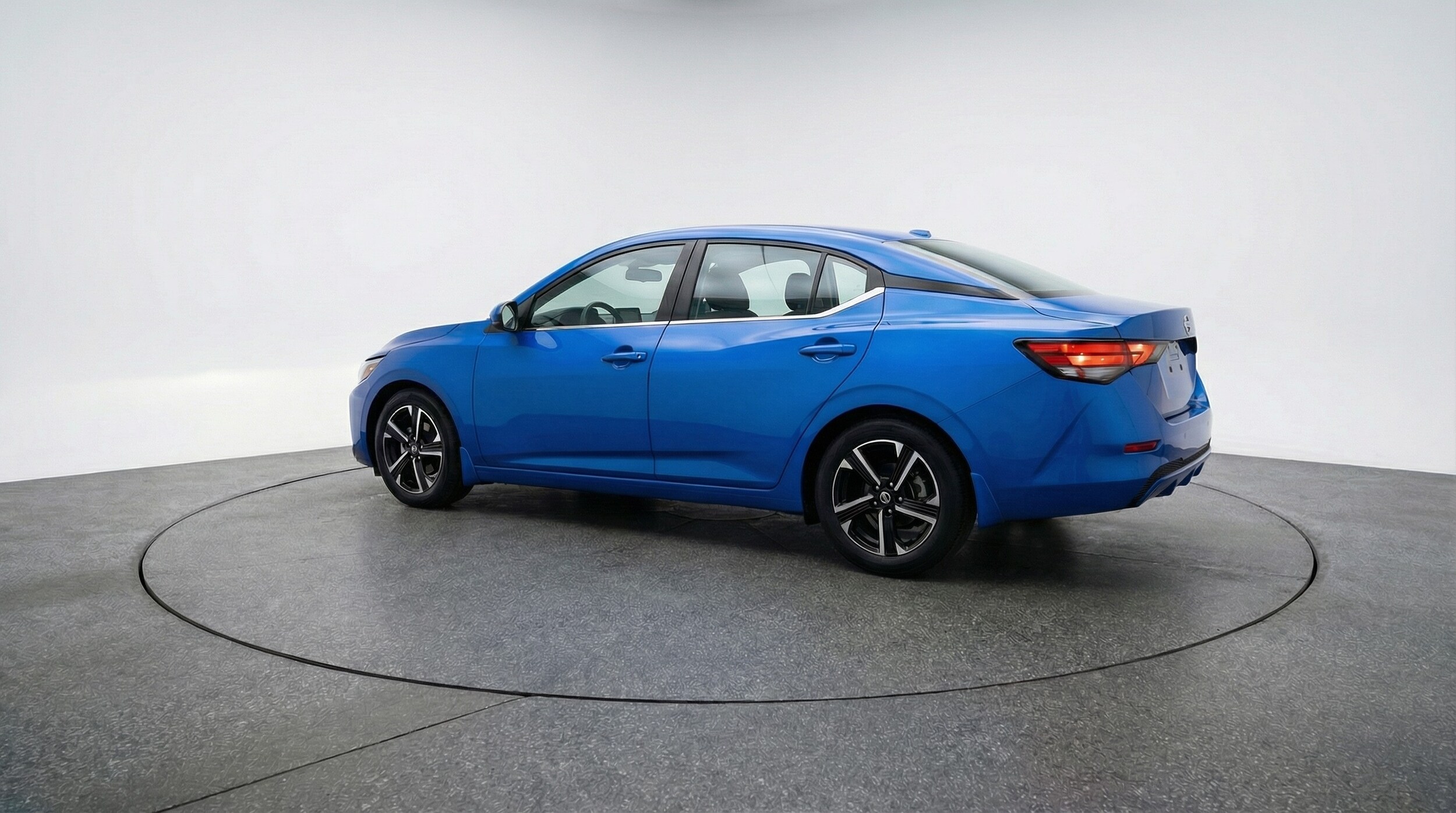 Thumbnail: 2025 Nissan Sentra - 5