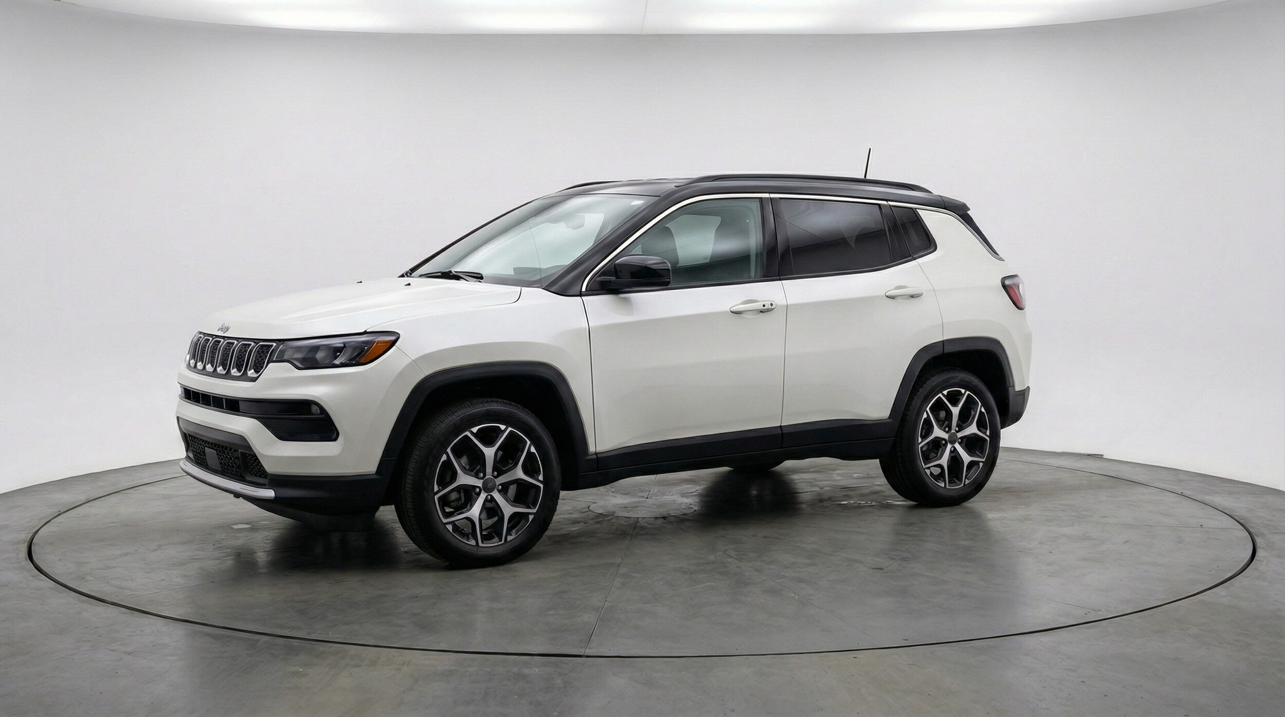 Thumbnail: 2025 Jeep Compass - 3