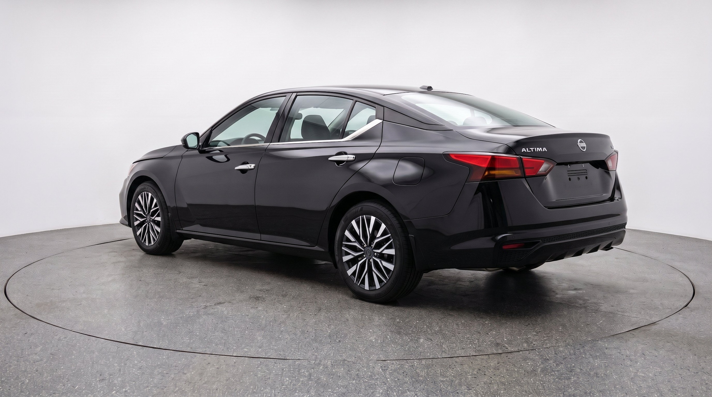 Thumbnail: 2025 Nissan Altima - 6