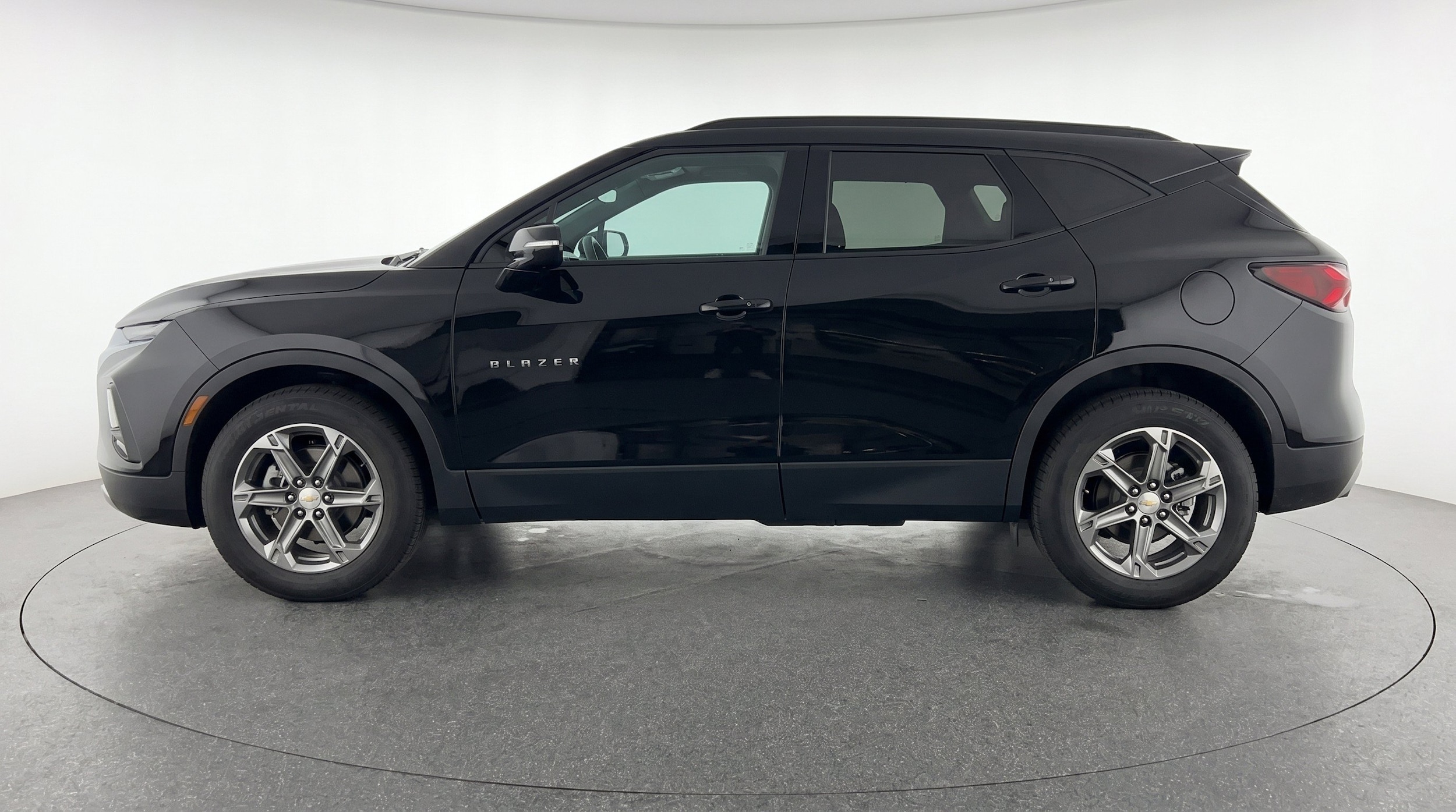 Thumbnail: 2025 Chevrolet Blazer - 5