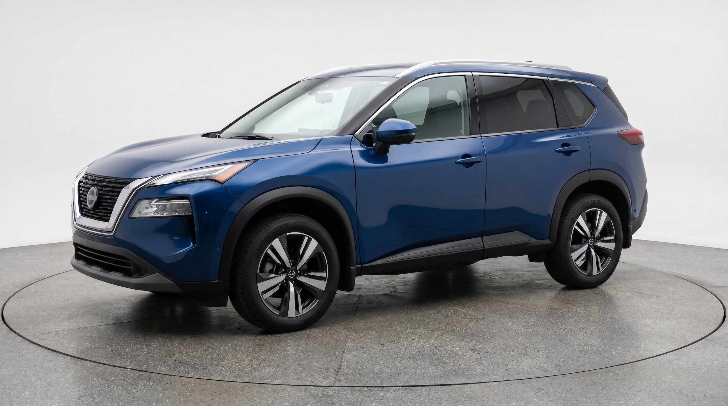Thumbnail: 2026 Nissan Rogue - 3