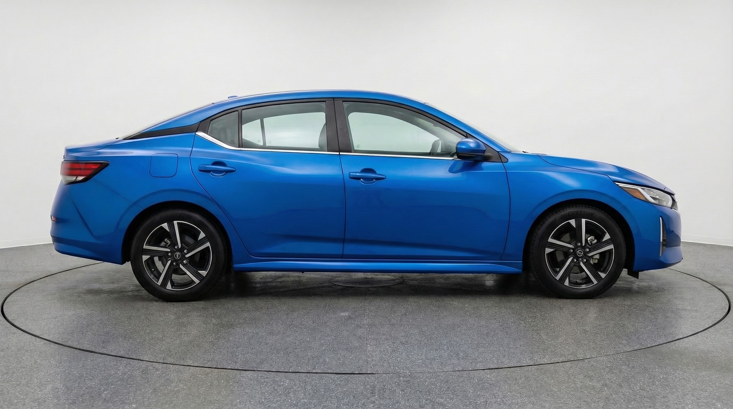 Thumbnail: 2025 Nissan Sentra - 8