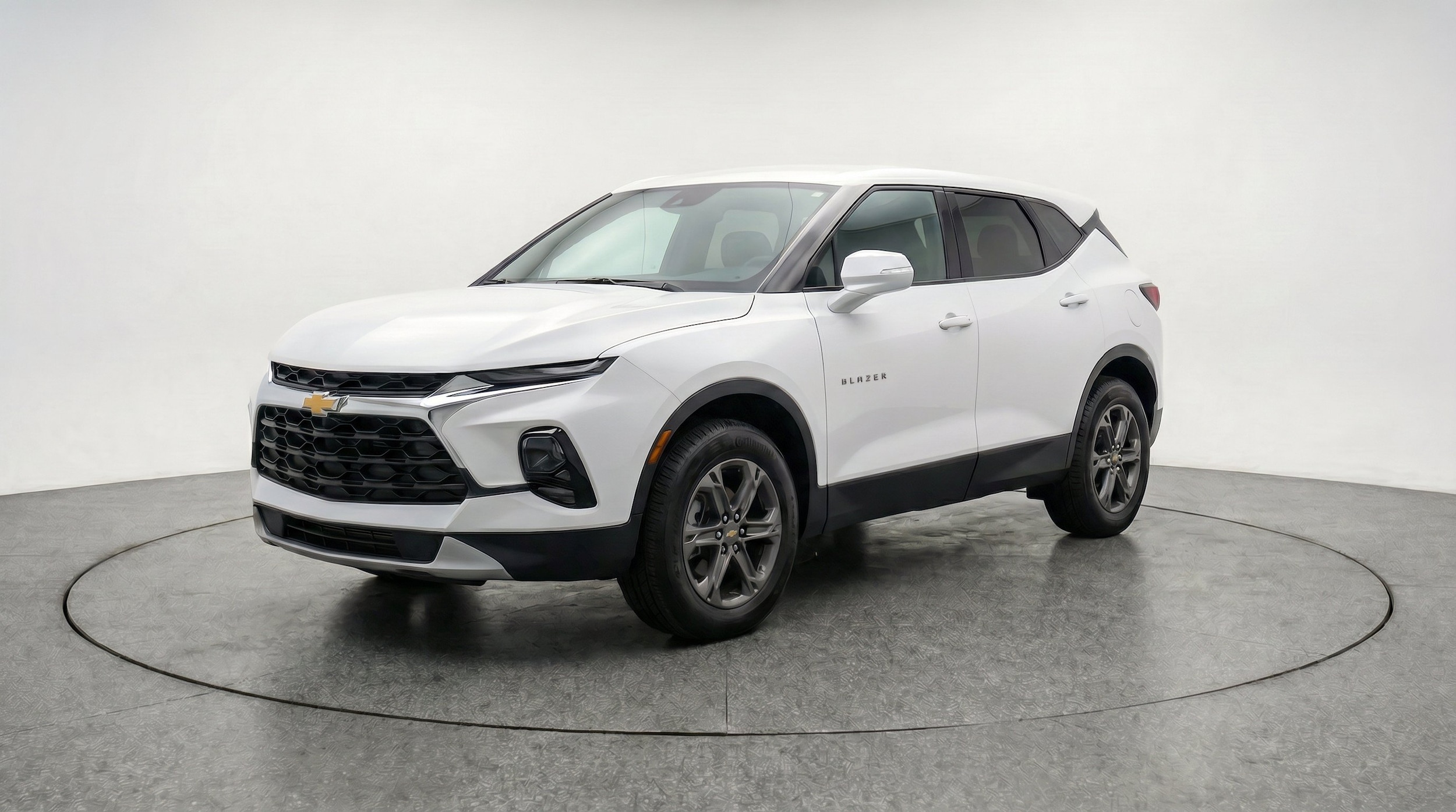 Thumbnail: 2026 Chevrolet Blazer - 3