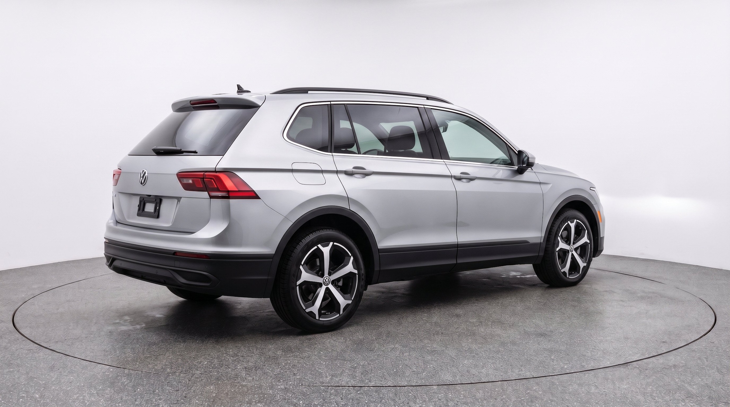 Thumbnail: 2026 Volkswagen Tiguan - 9