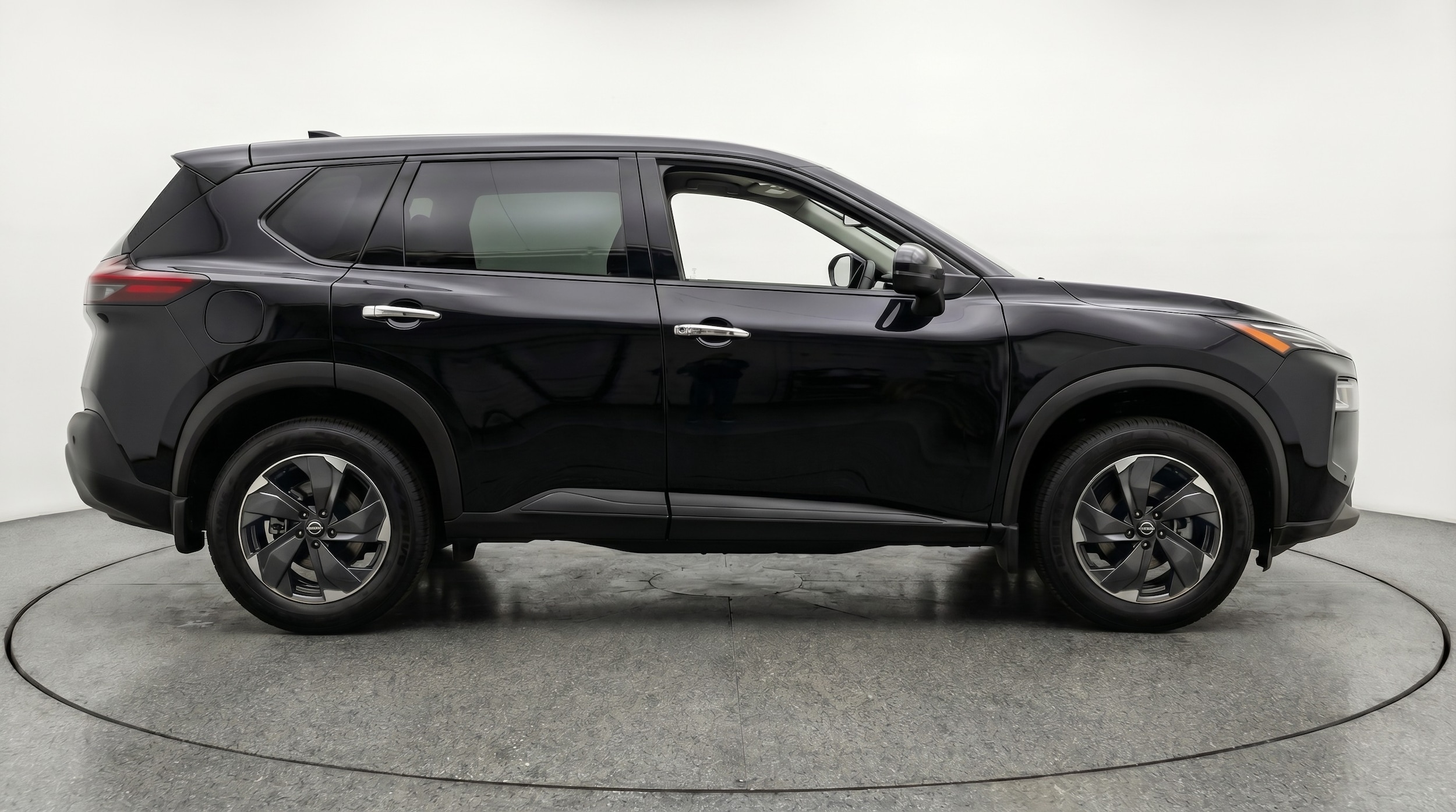 Thumbnail: 2025 Nissan Rogue - 8