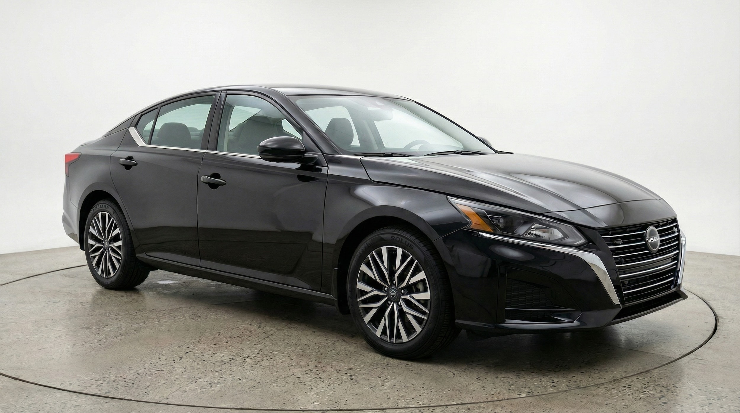 Thumbnail: 2025 Nissan Altima - 1