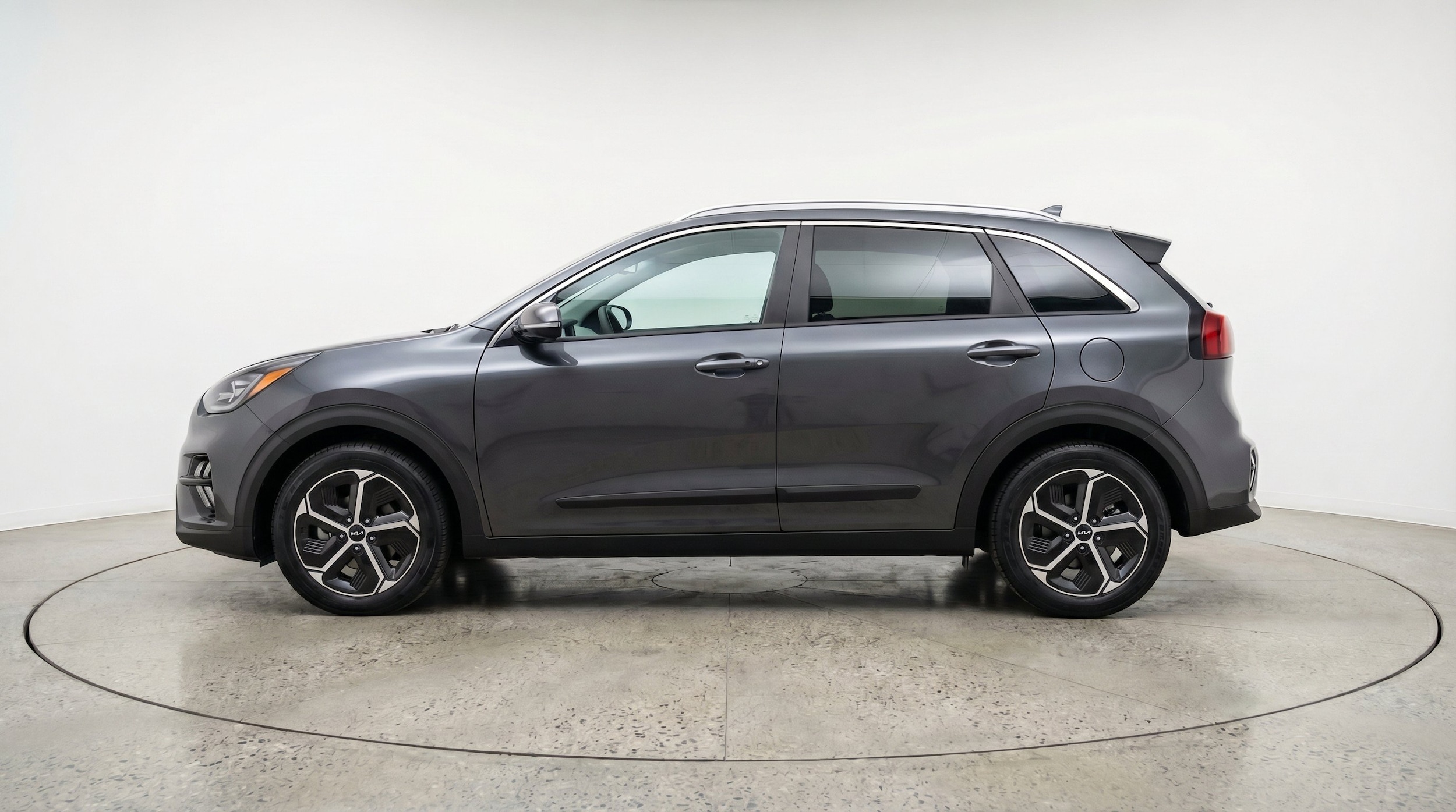 Thumbnail: 2026 Kia Niro - 5