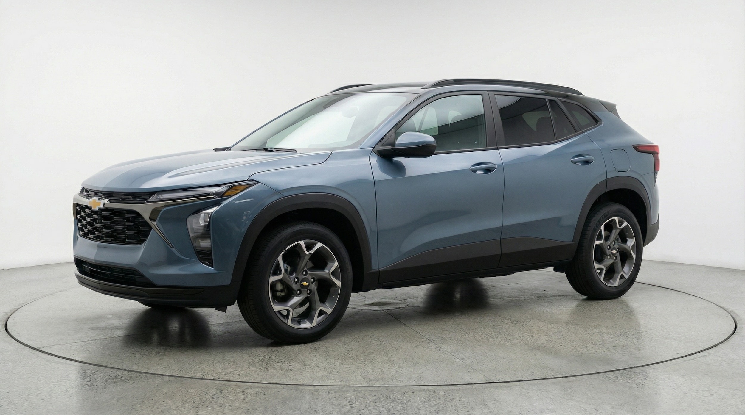 Thumbnail: 2025 Chevrolet Trax - 3