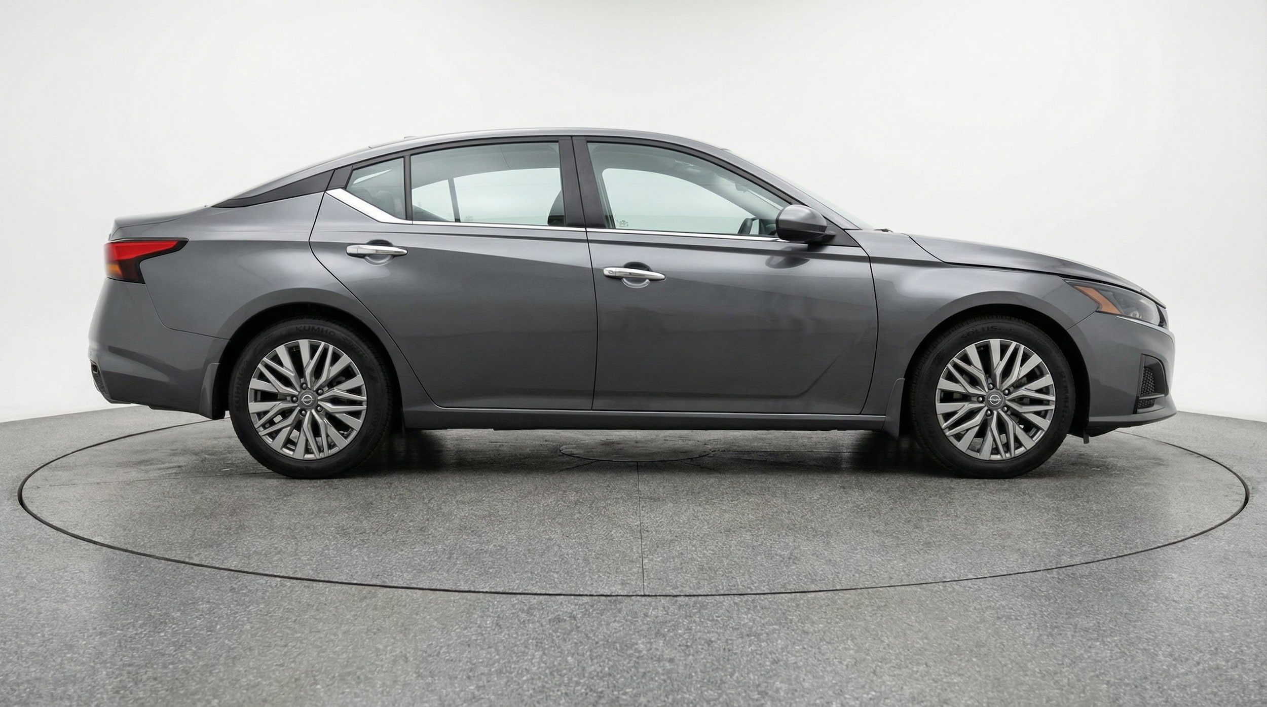 Thumbnail: 2025 Nissan Altima - 8