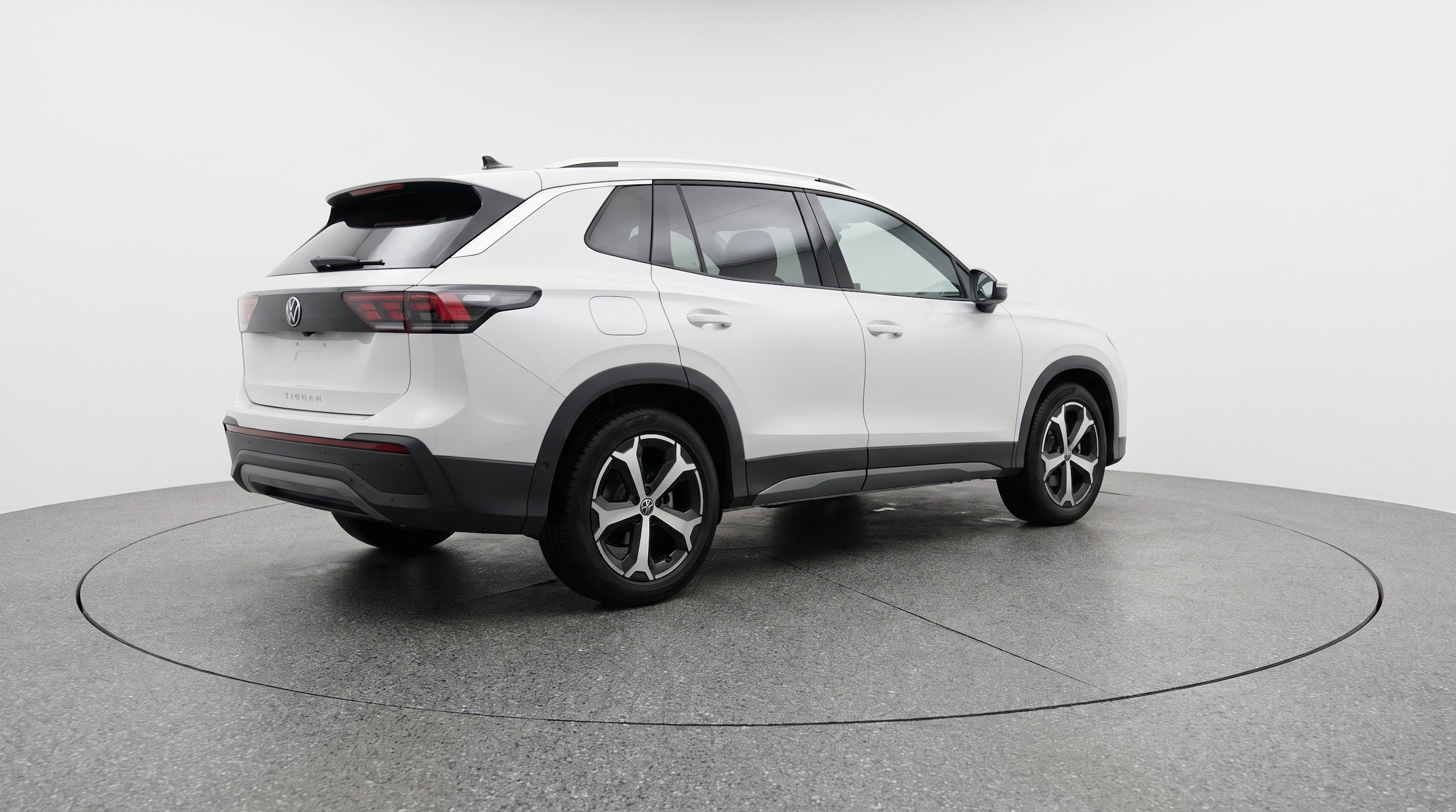 Thumbnail: 2026 Volkswagen Tiguan - 9