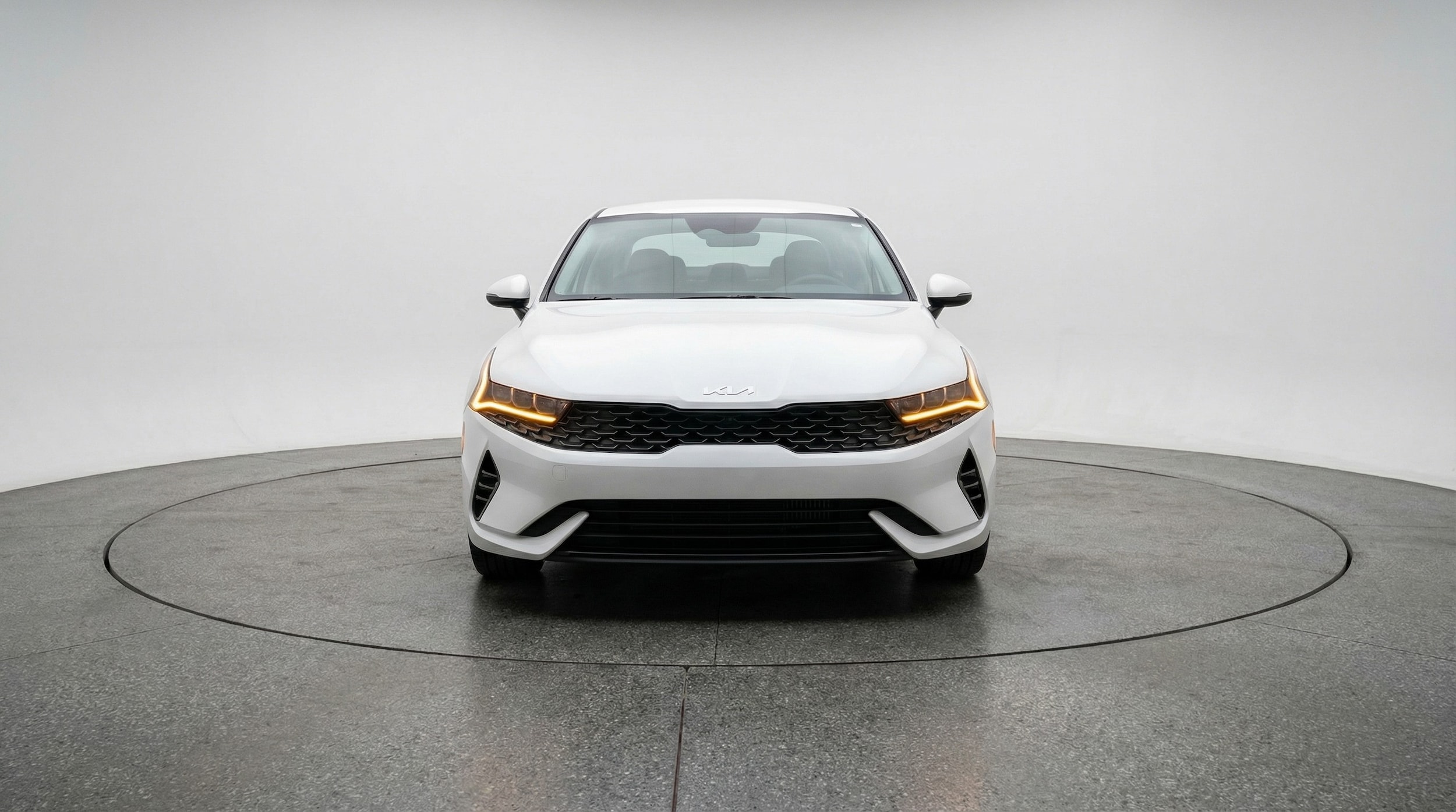 Thumbnail: 2025 Kia K4 - 2