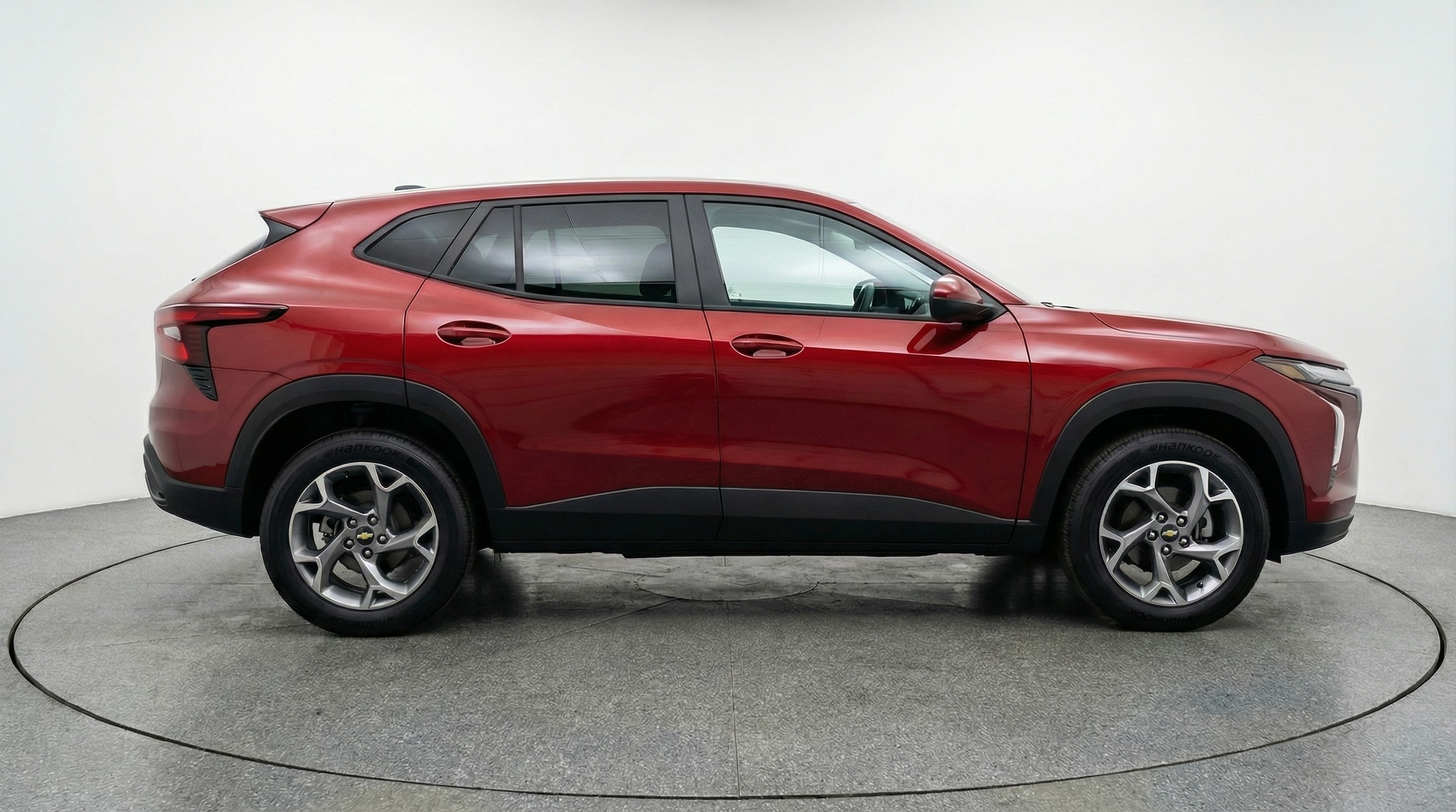 Thumbnail: 2025 Chevrolet Trax - 8