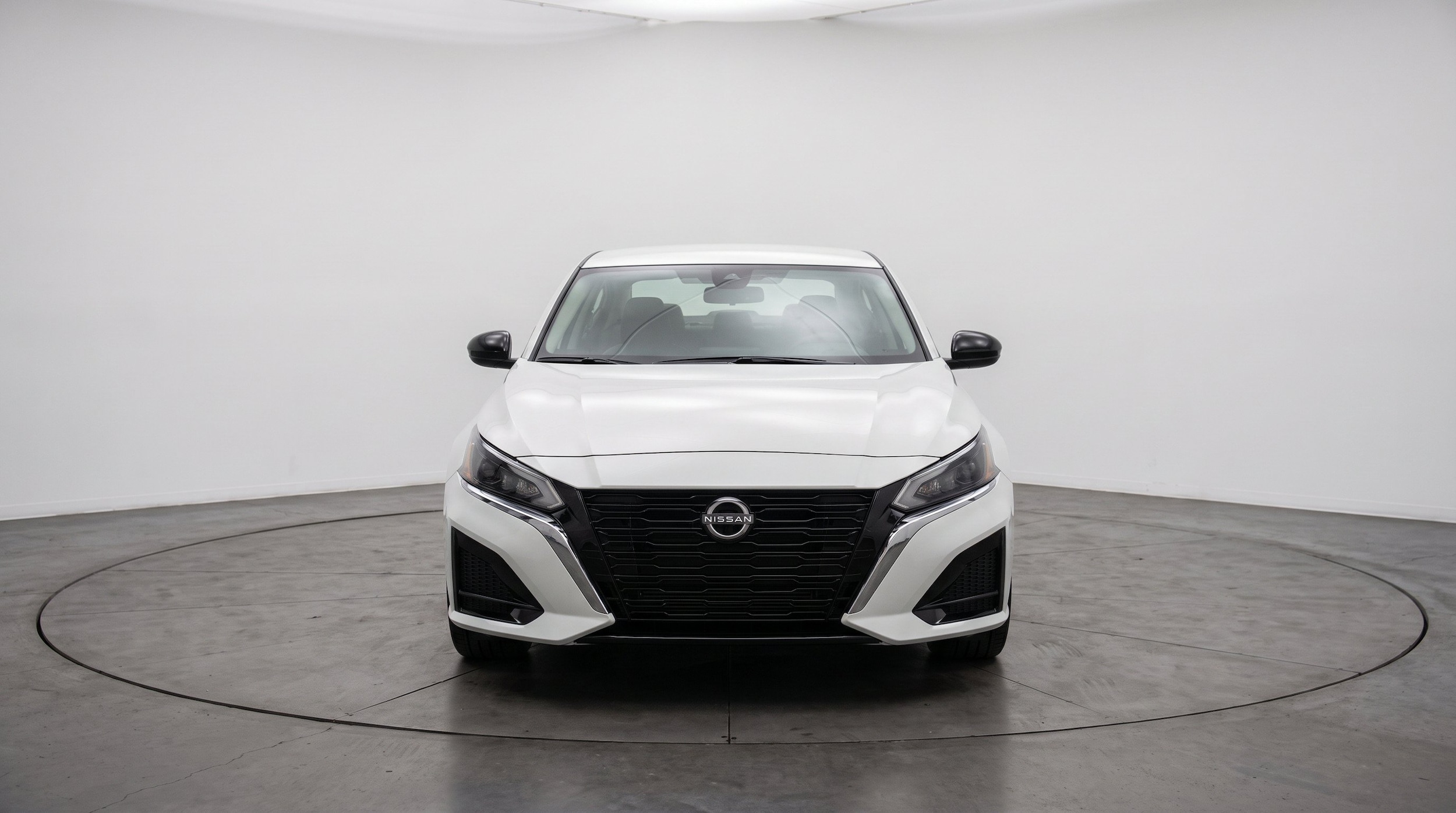 Thumbnail: 2025 Nissan Altima - 2