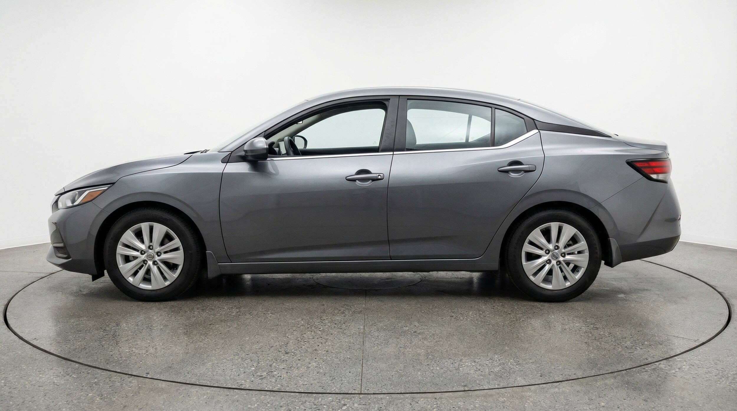 Thumbnail: 2025 Nissan Sentra - 5
