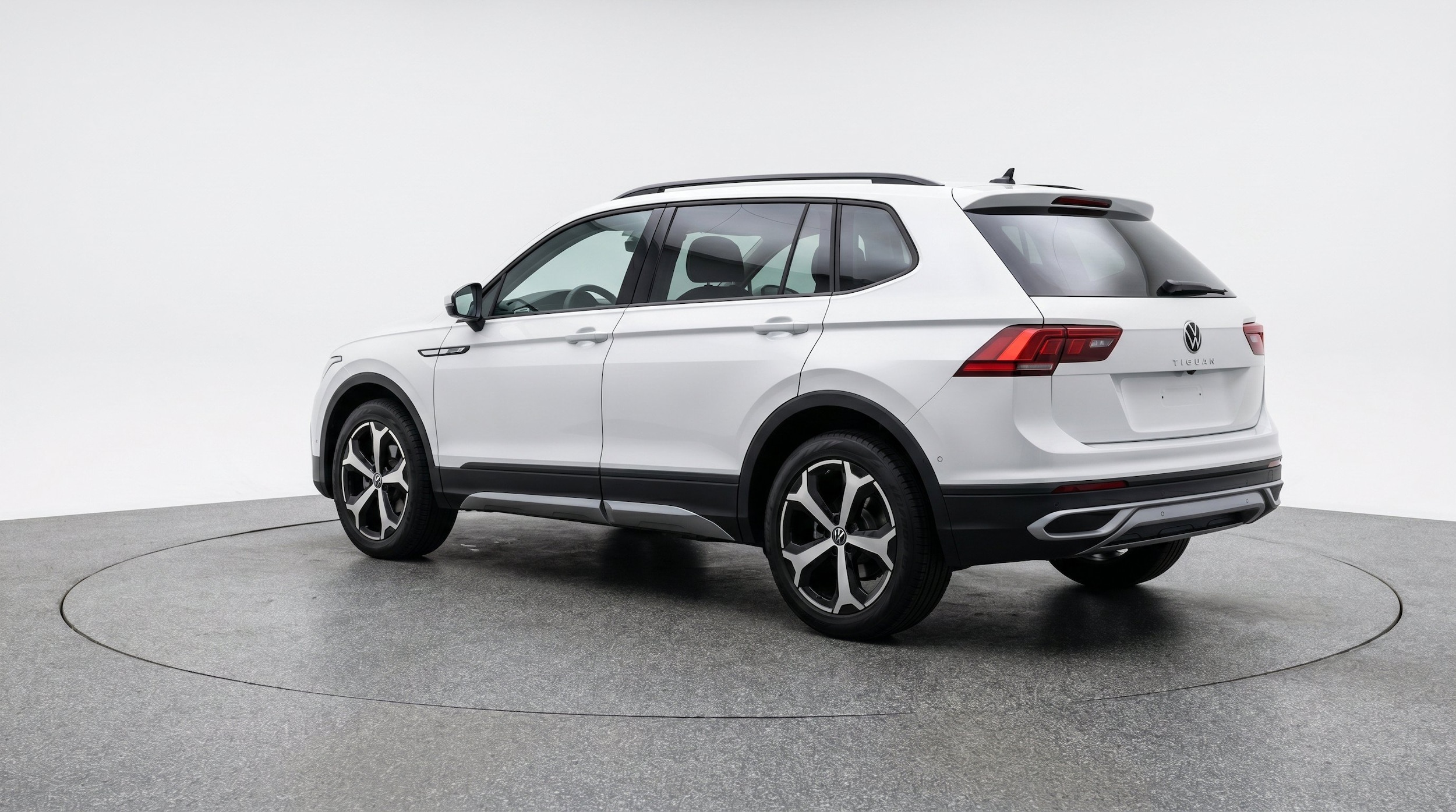 Thumbnail: 2026 Volkswagen Tiguan - 6
