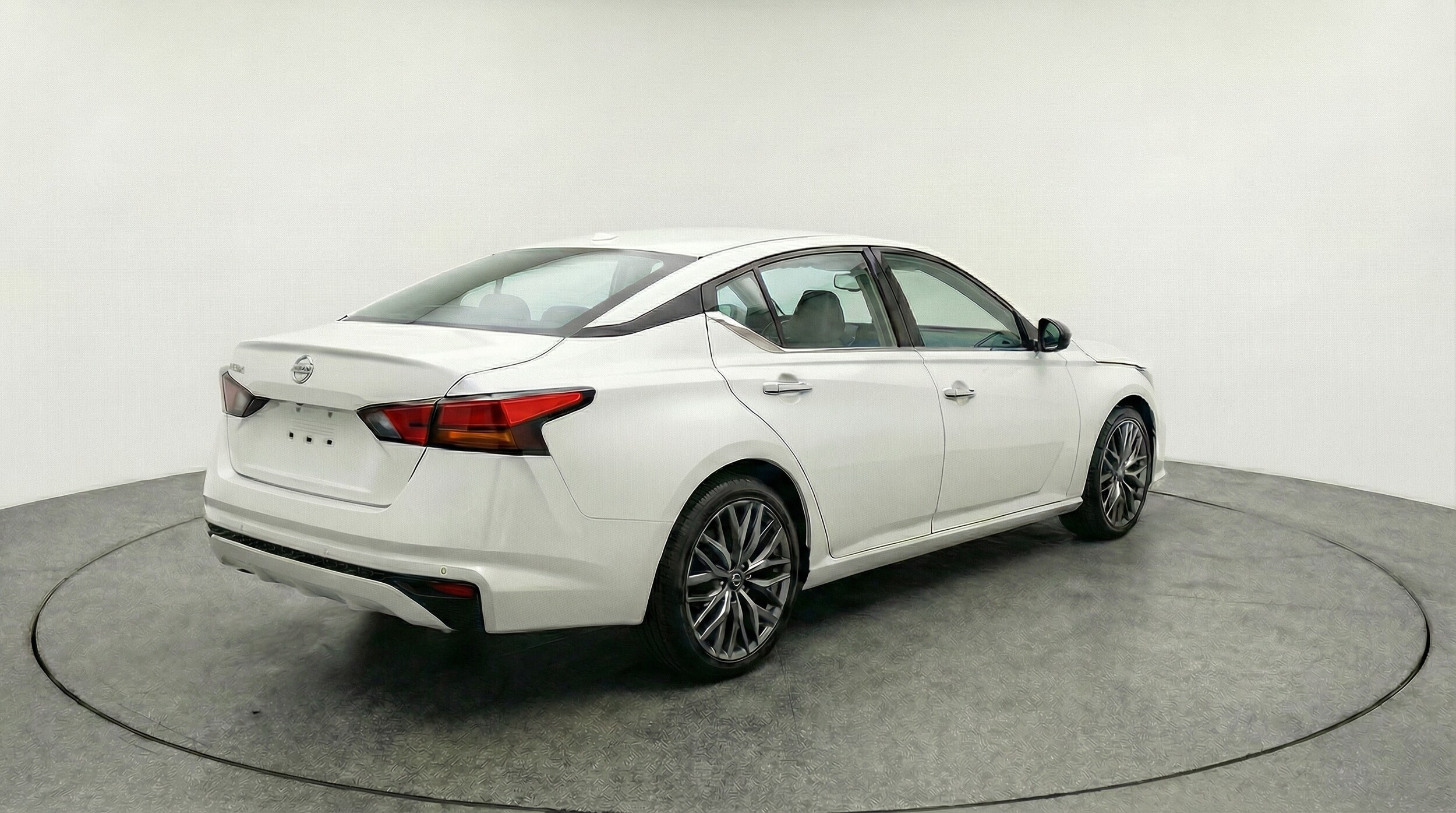 Thumbnail: 2025 Nissan Altima - 7