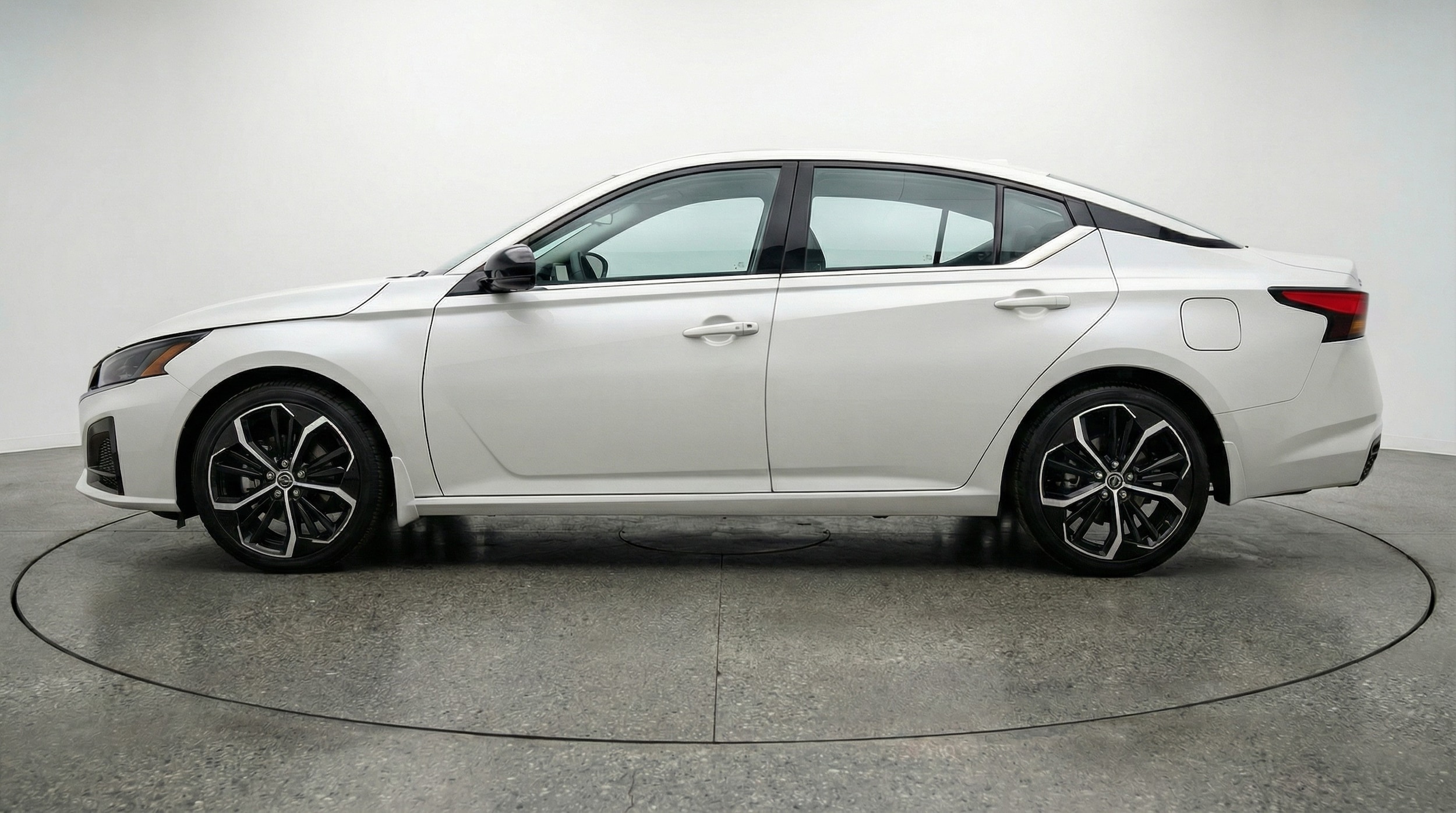 Thumbnail: 2025 Nissan Altima - 4