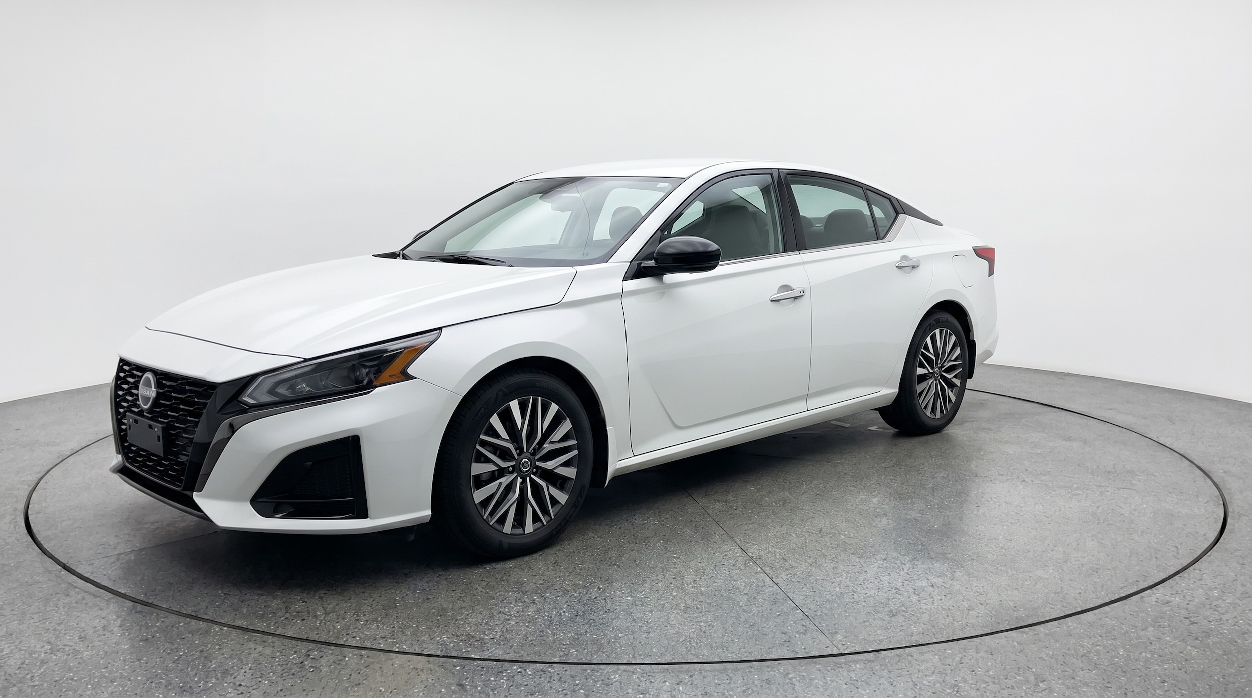 Thumbnail: 2025 Nissan Altima - 3