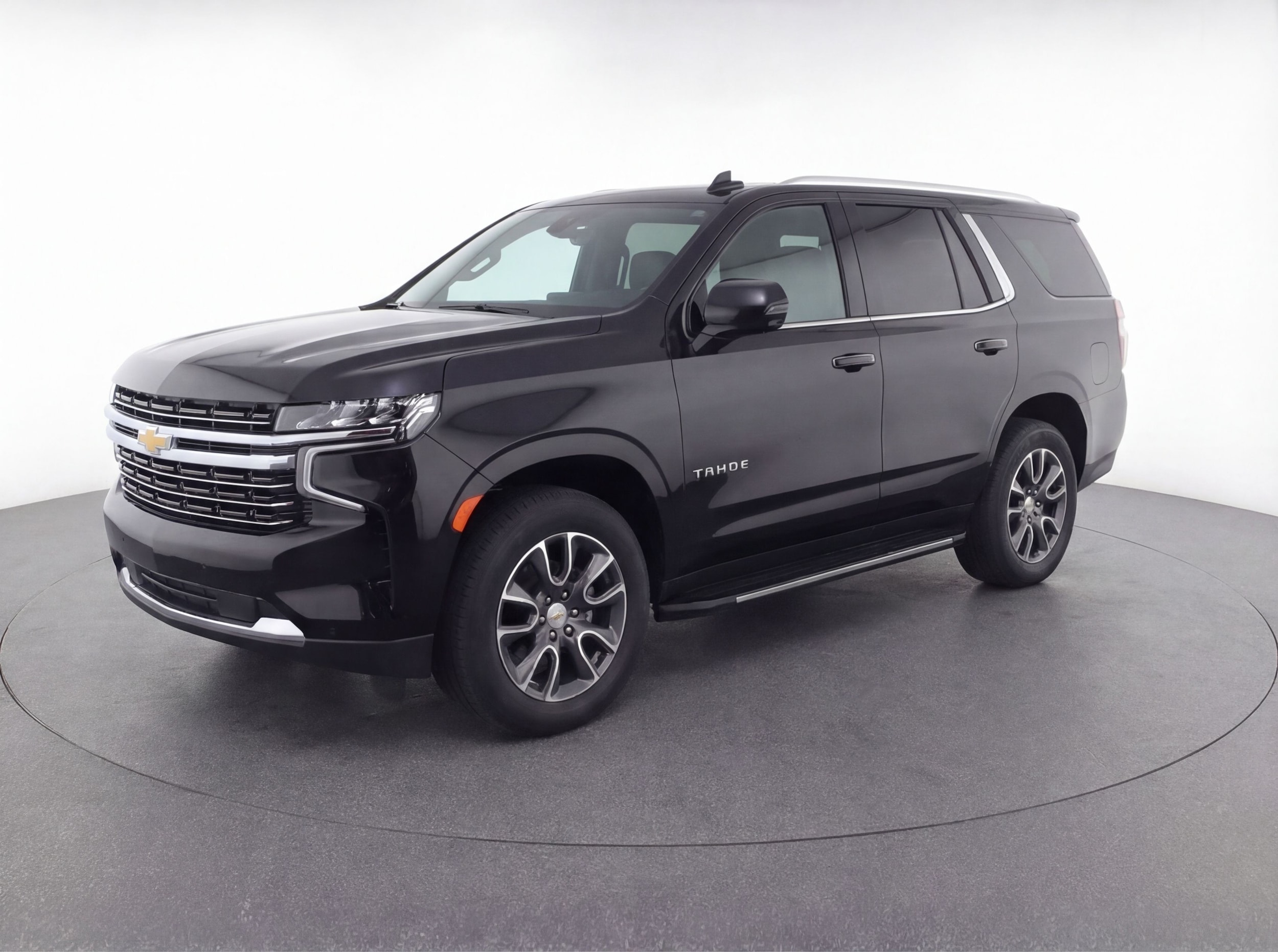 Thumbnail: 2024 Chevrolet Tahoe - 3