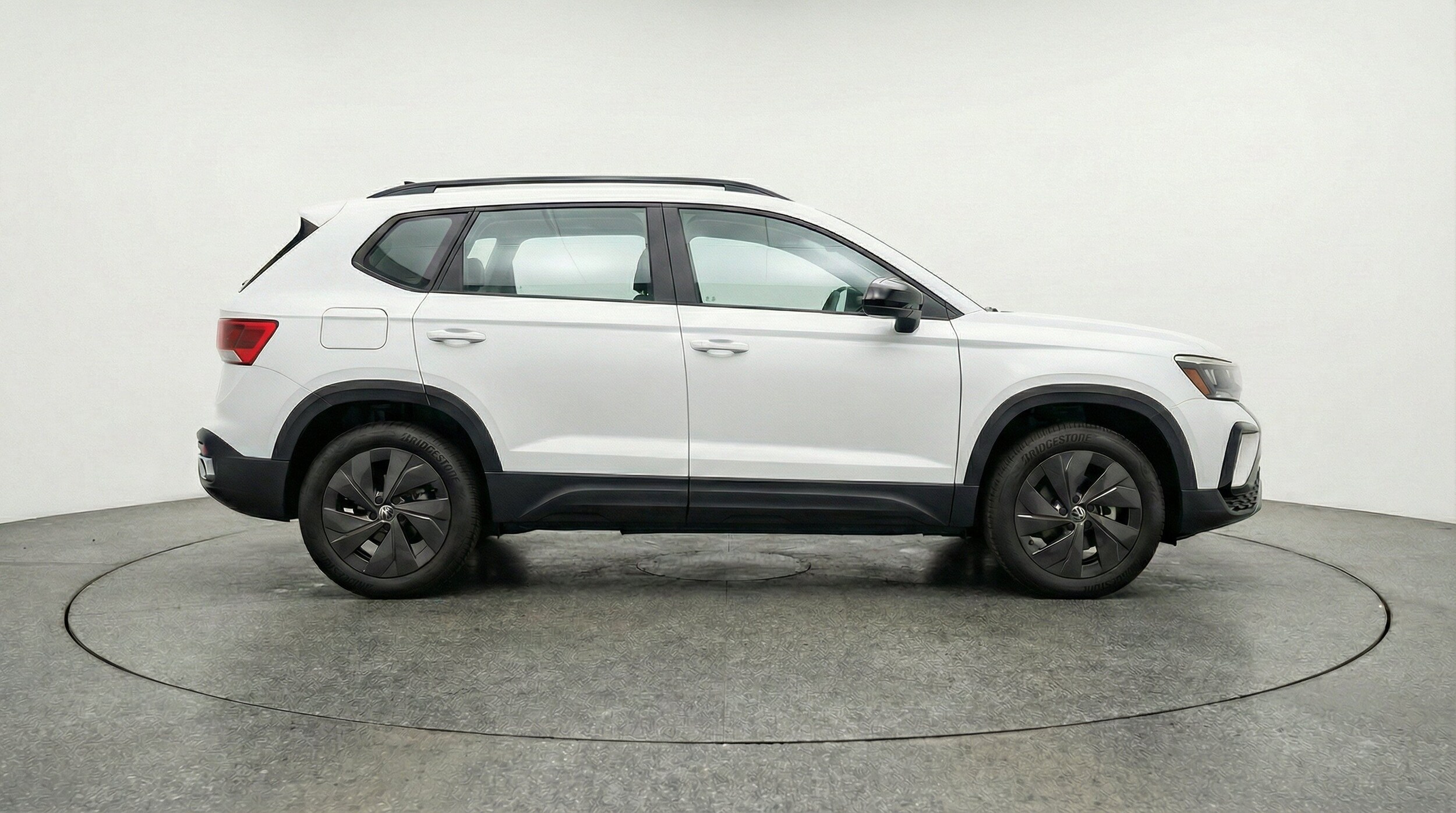 Thumbnail: 2026 Volkswagen Taos - 11