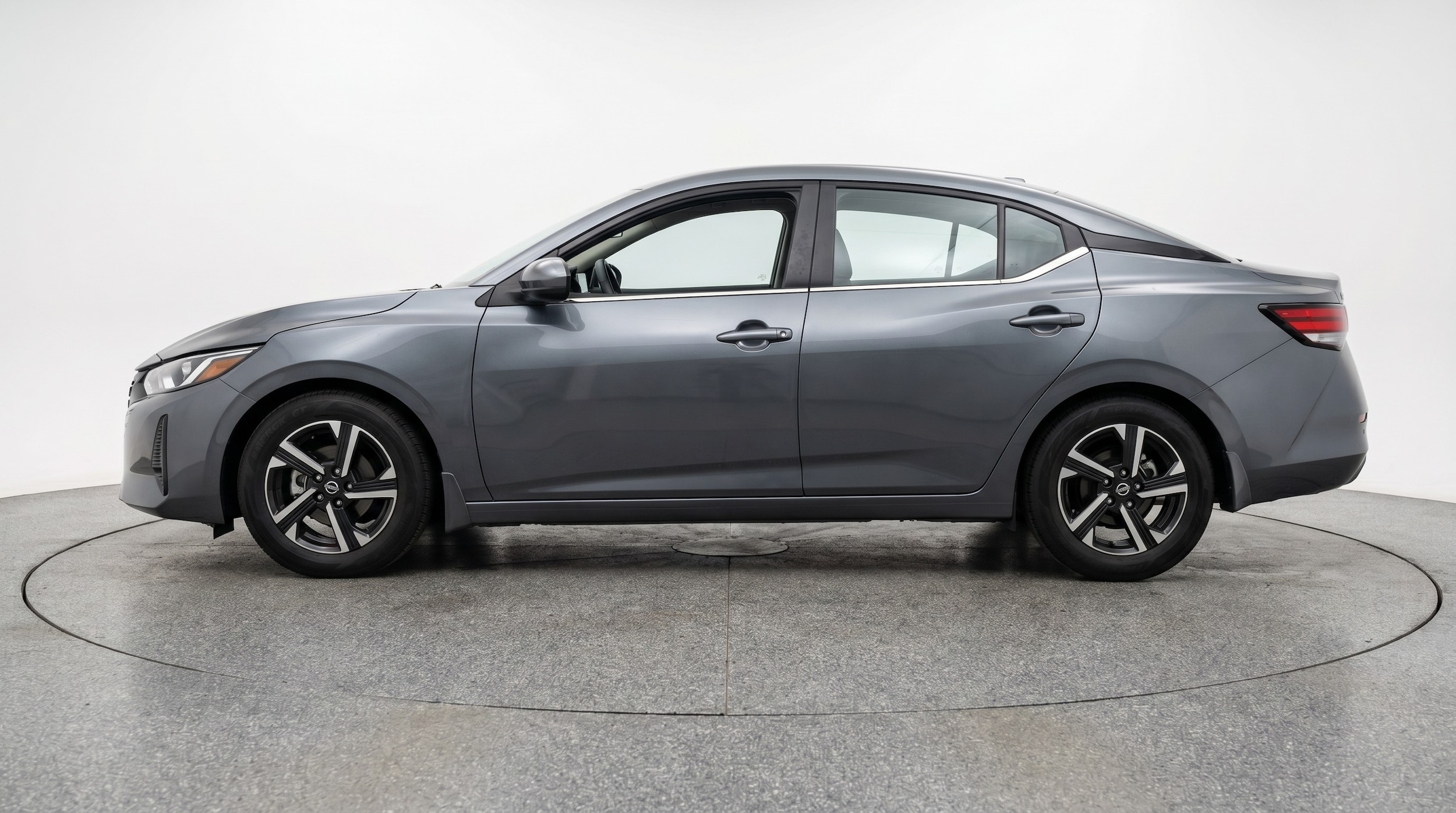 Thumbnail: 2025 Nissan Sentra - 4