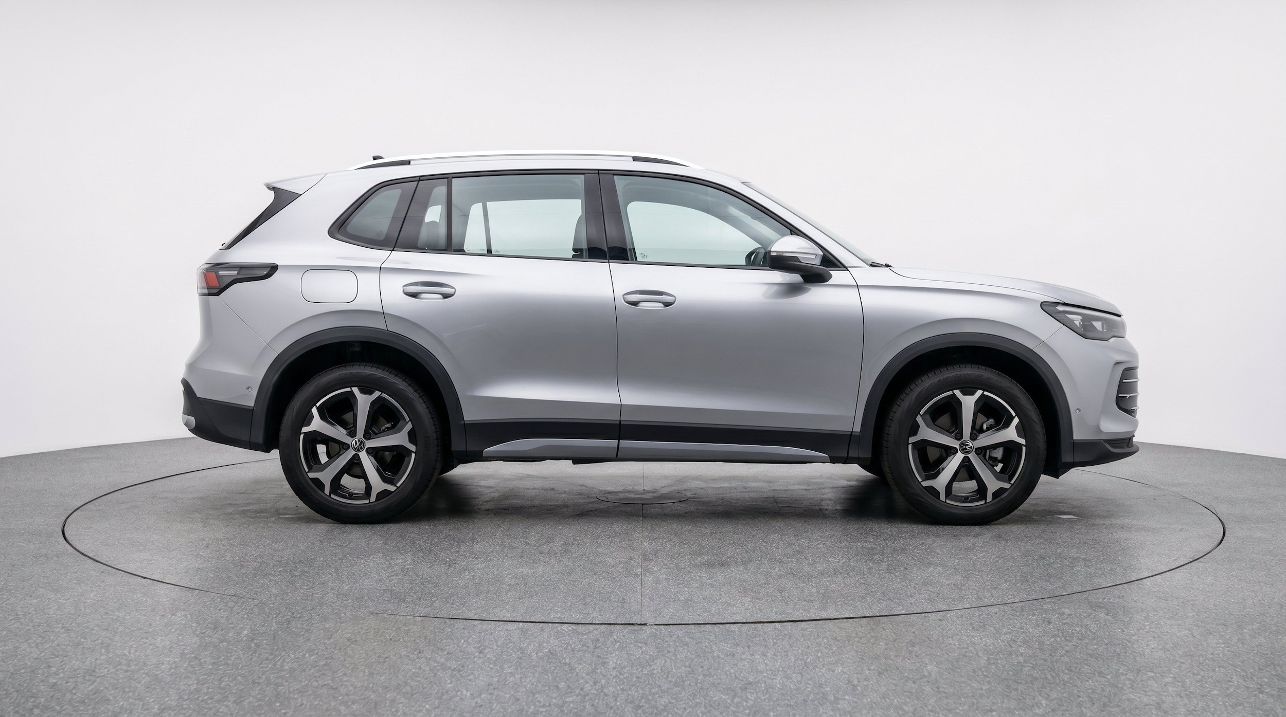 Thumbnail: 2026 Volkswagen Tiguan - 11