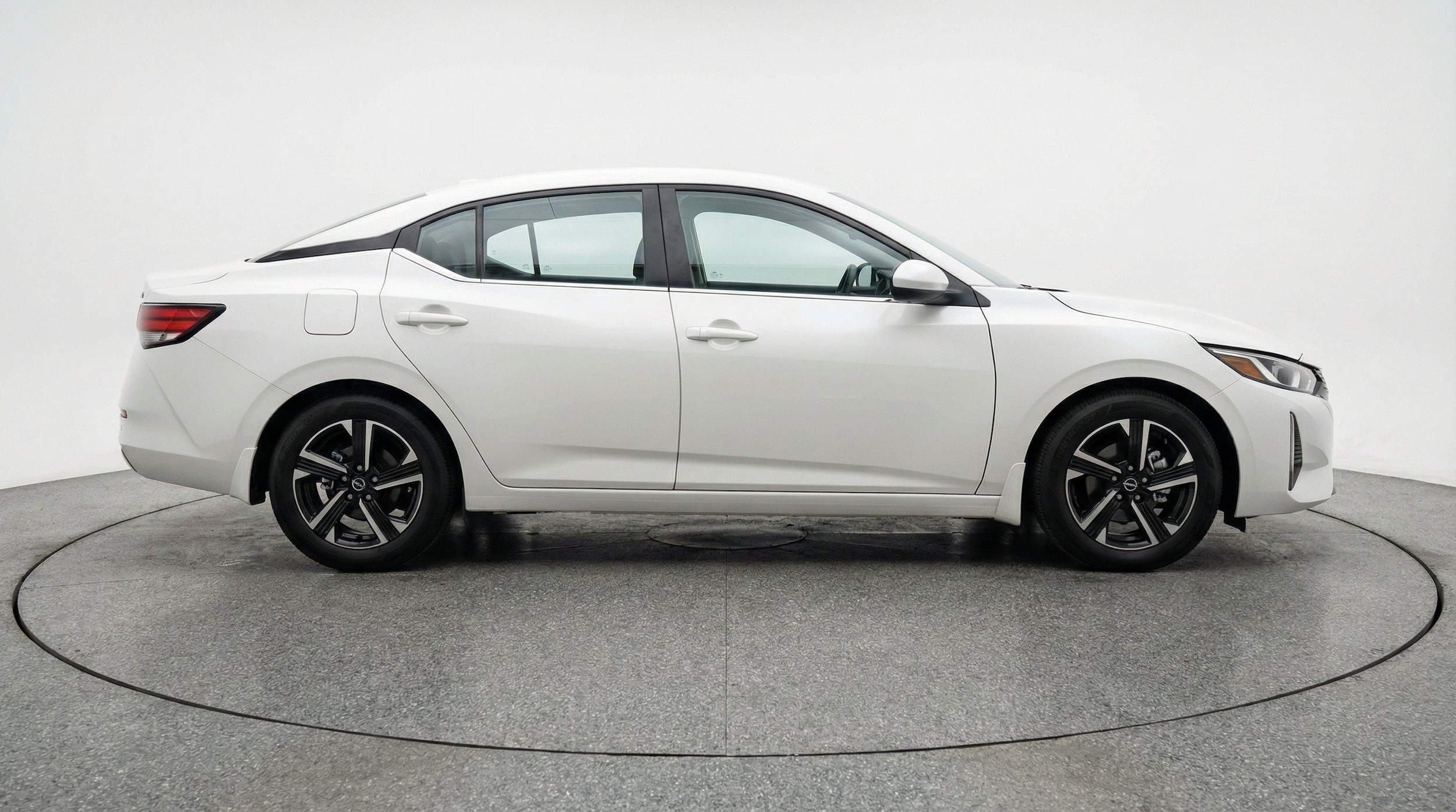 Thumbnail: 2025 Nissan Sentra - 11