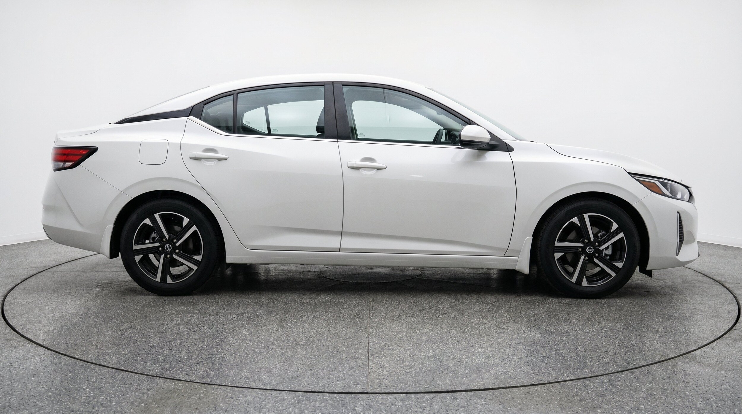 Thumbnail: 2025 Nissan Sentra - 11