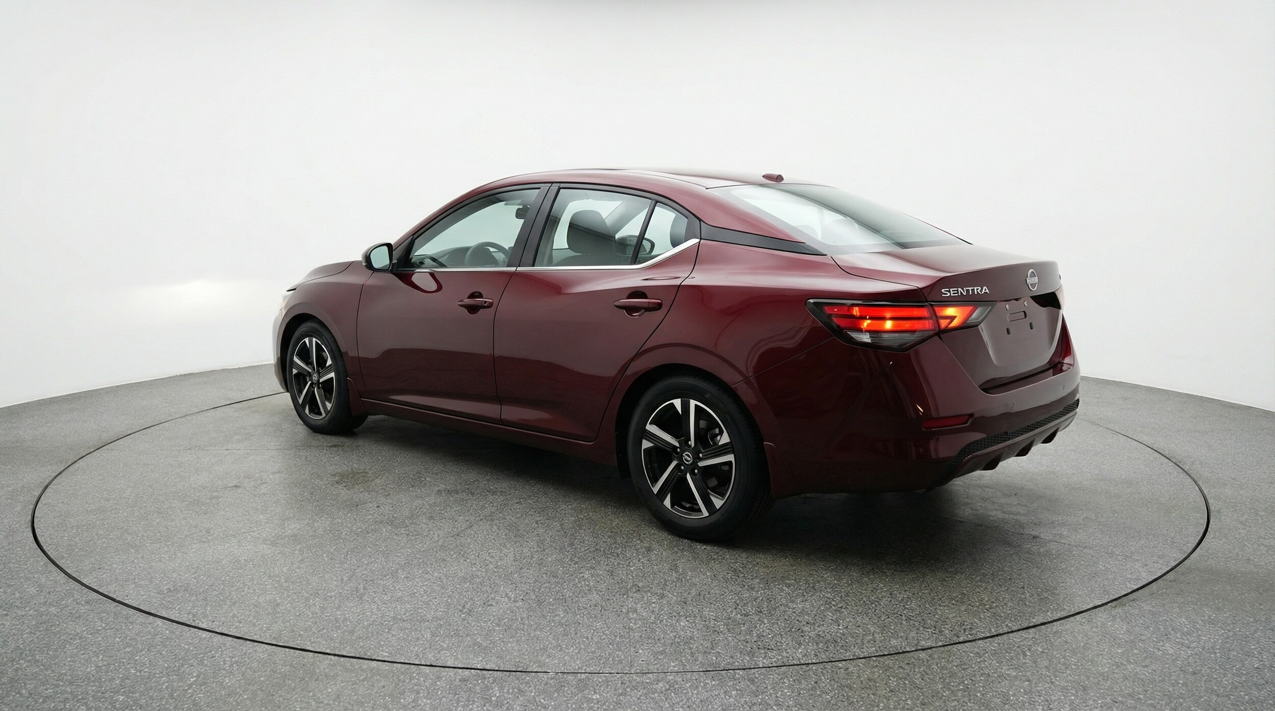 Thumbnail: 2025 Nissan Sentra - 5