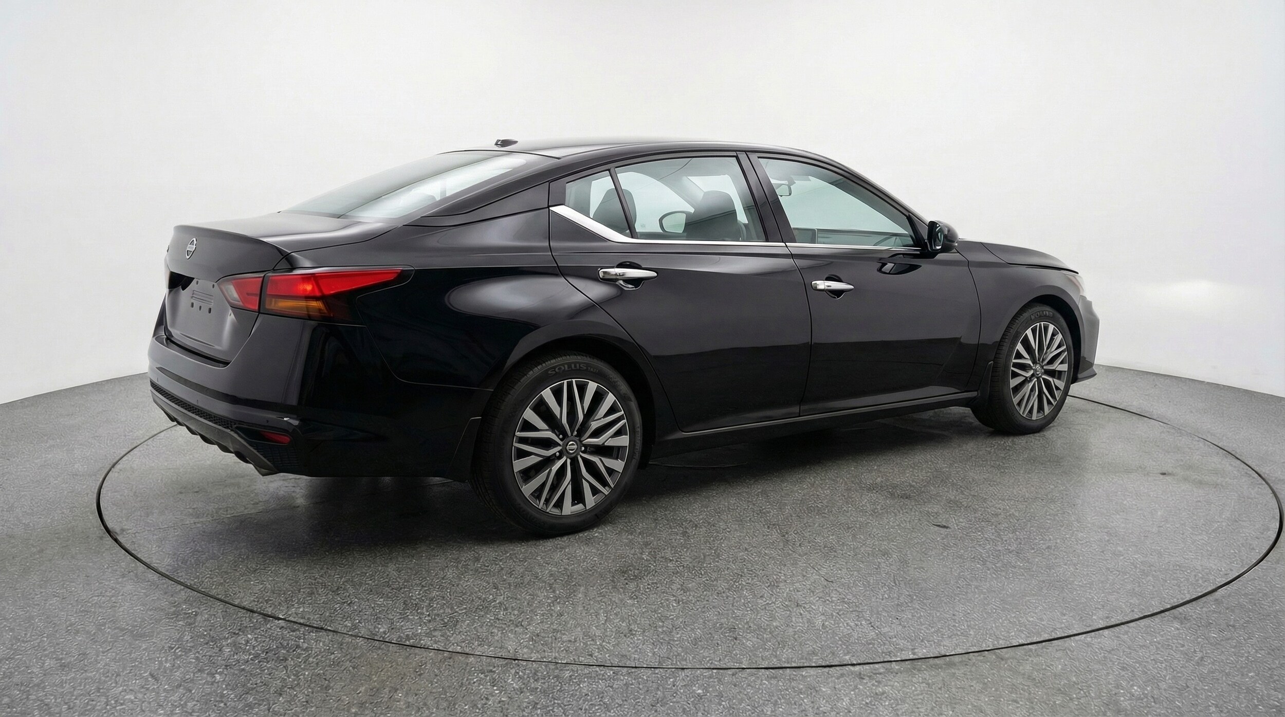 Thumbnail: 2025 Nissan Altima - 7