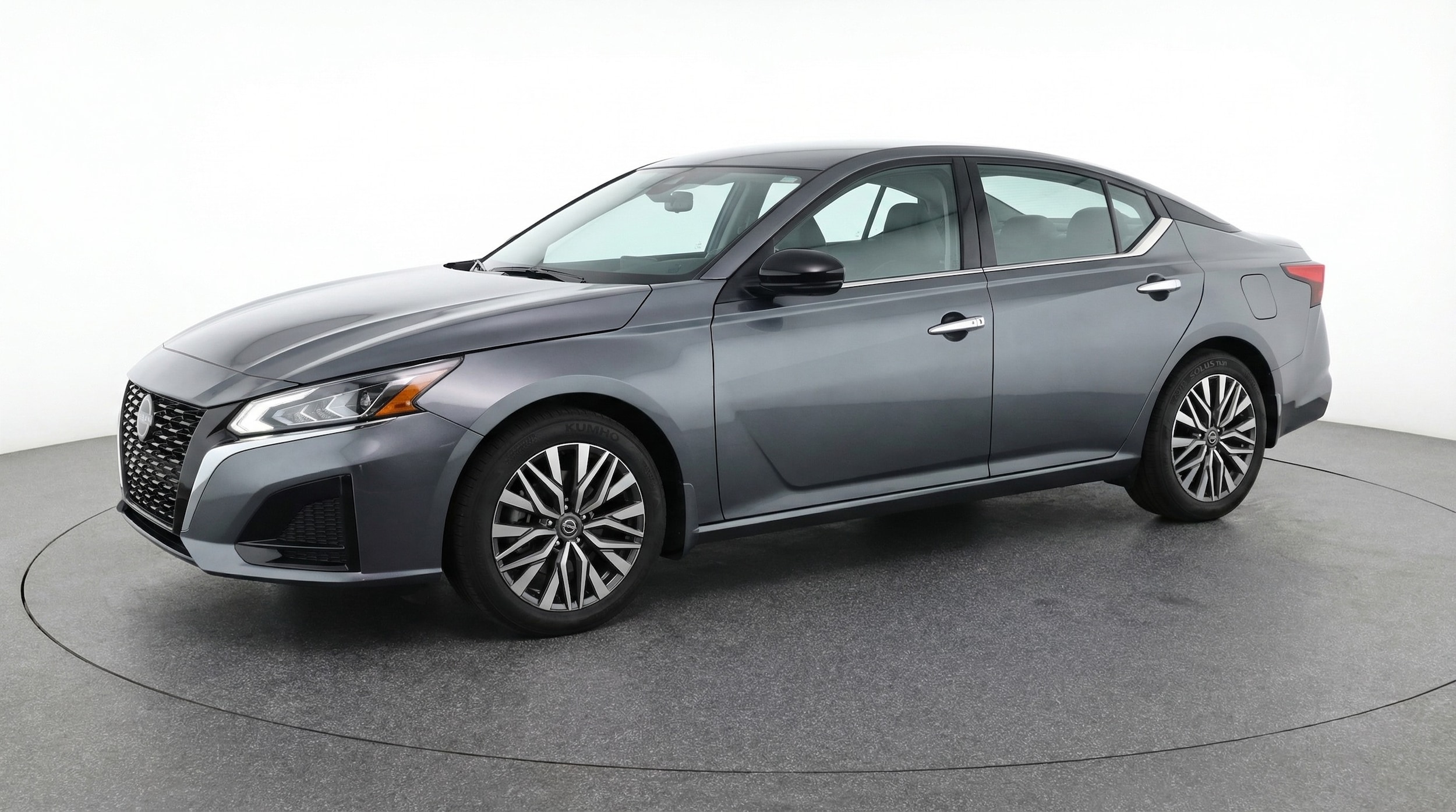 Thumbnail: 2025 Nissan Altima - 3