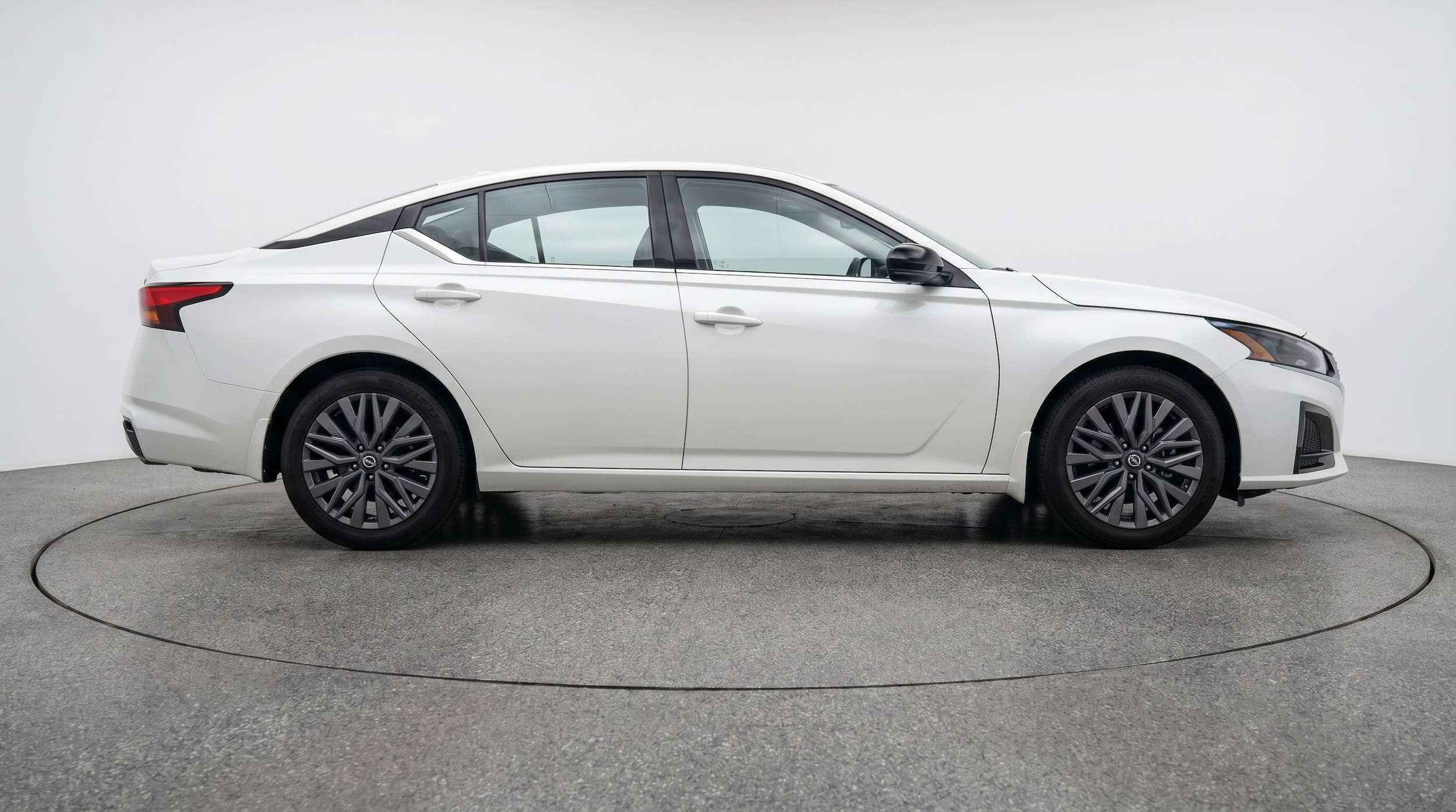 Thumbnail: 2025 Nissan Altima - 8