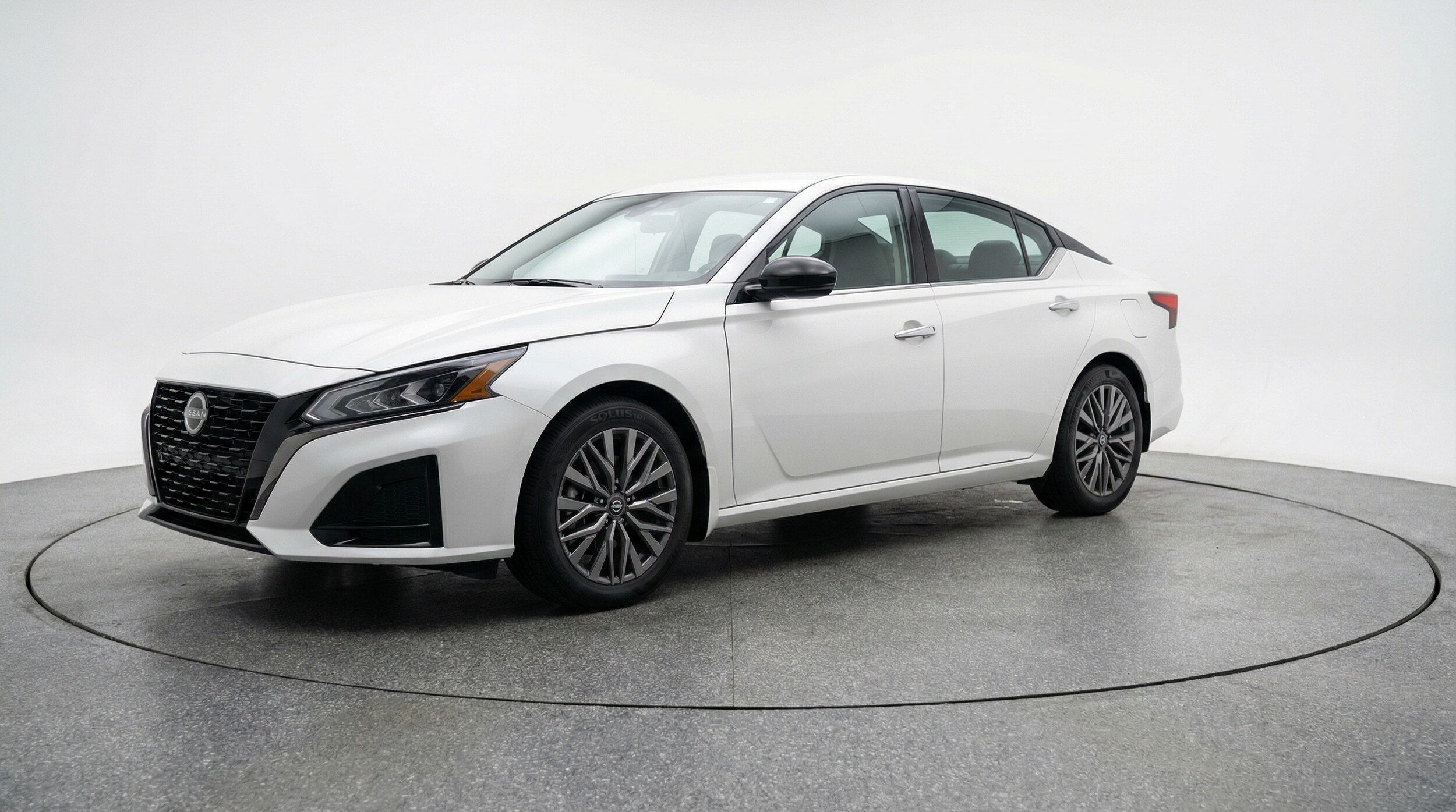 Thumbnail: 2025 Nissan Altima - 3