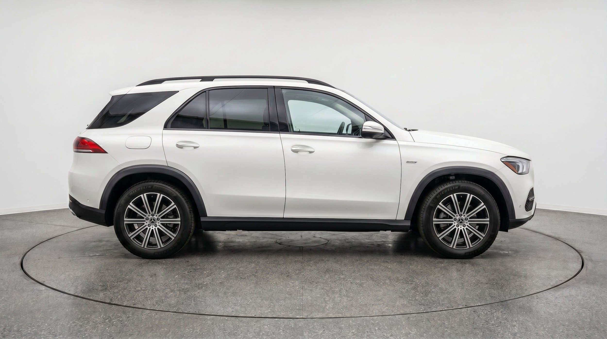 Thumbnail: 2026 Mercedes-Benz GLE - 11