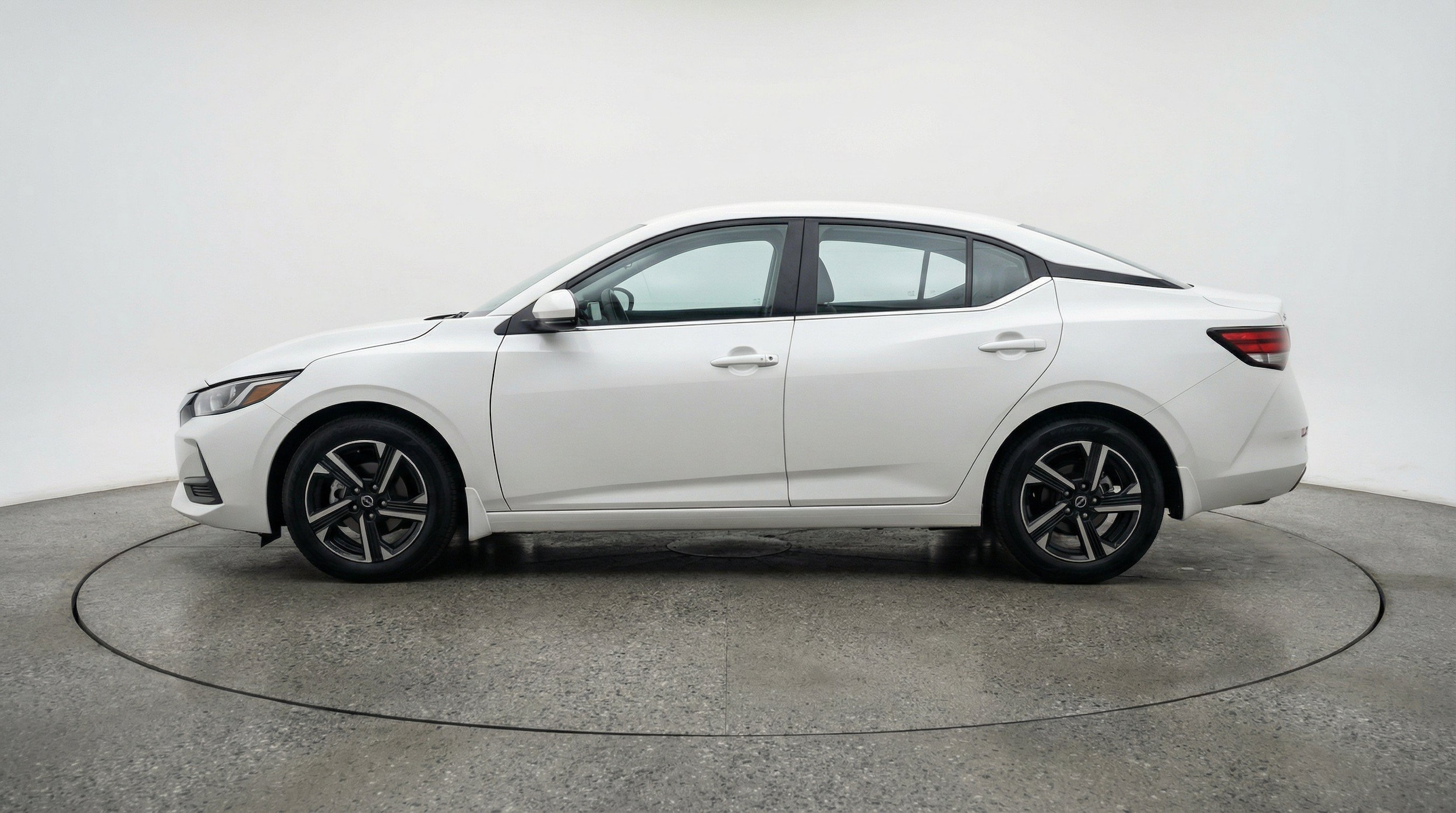Thumbnail: 2025 Nissan Sentra - 5