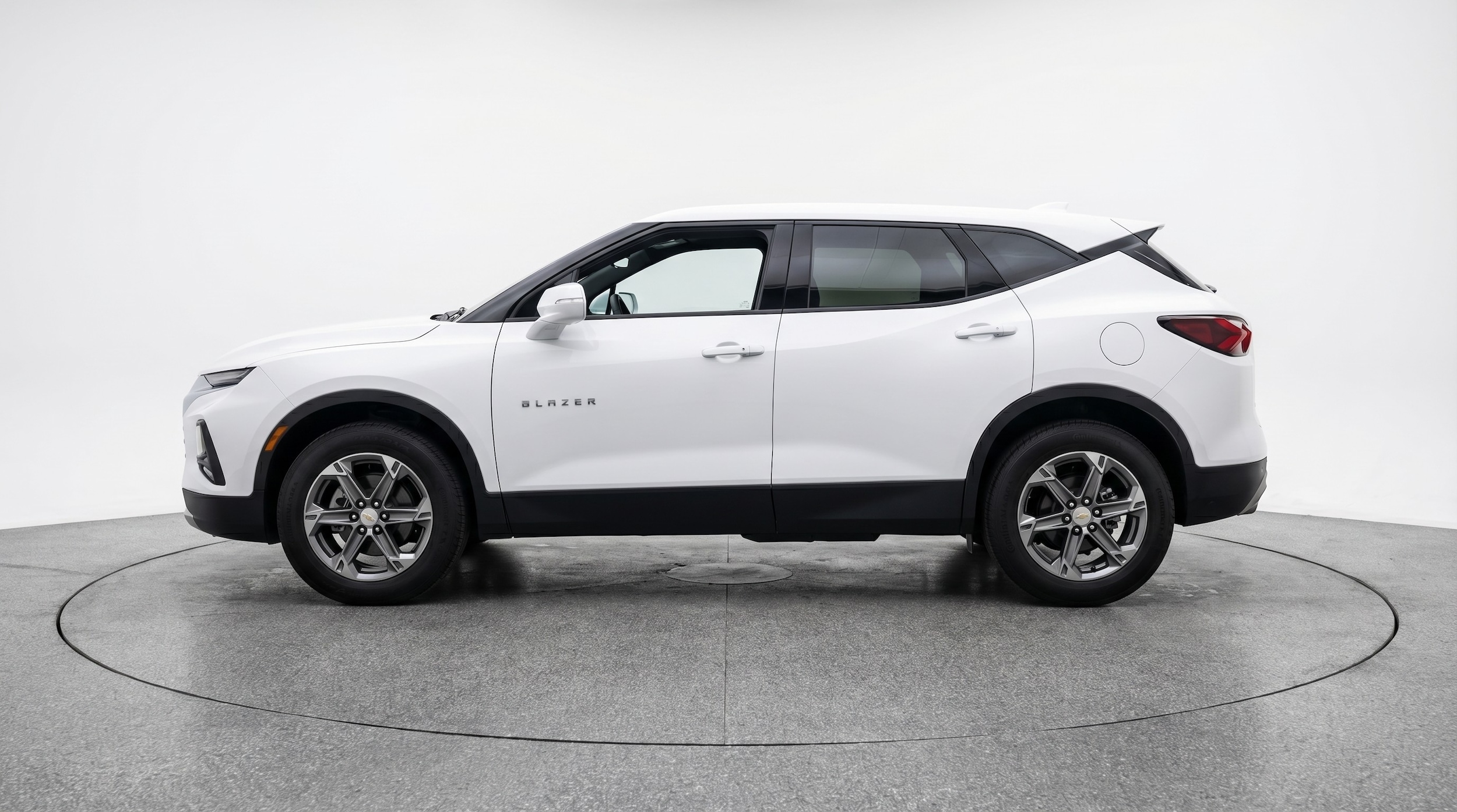 Thumbnail: 2025 Chevrolet Blazer - 4