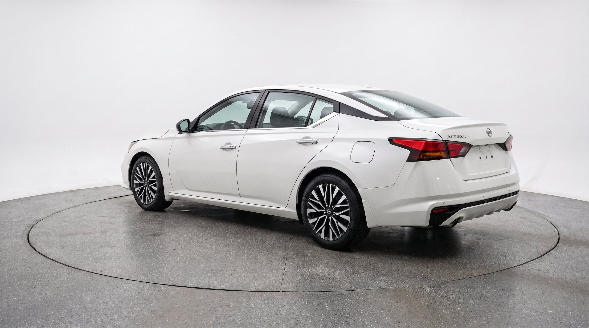 Thumbnail: 2025 Nissan Altima - 6