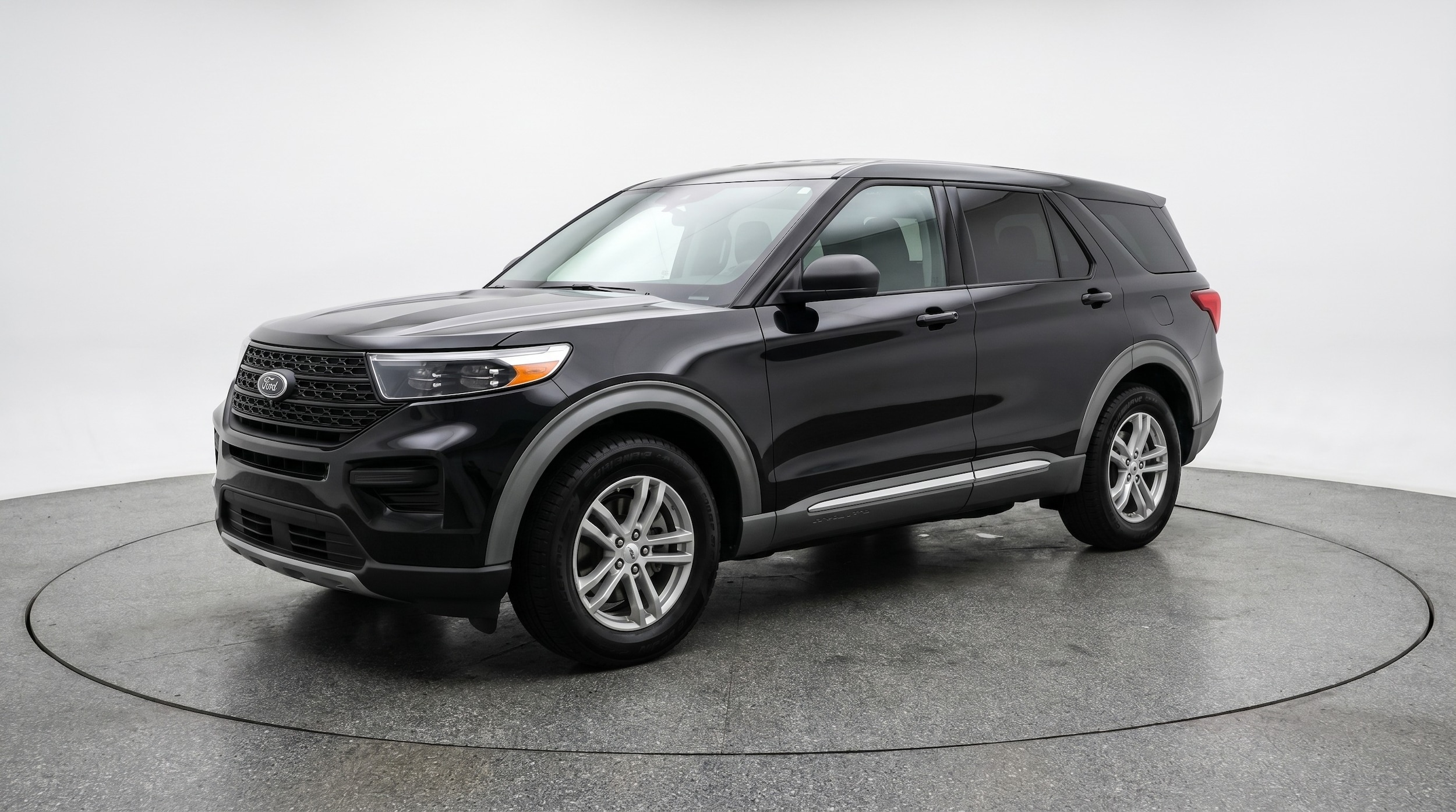 Thumbnail: 2024 Ford Explorer - 3