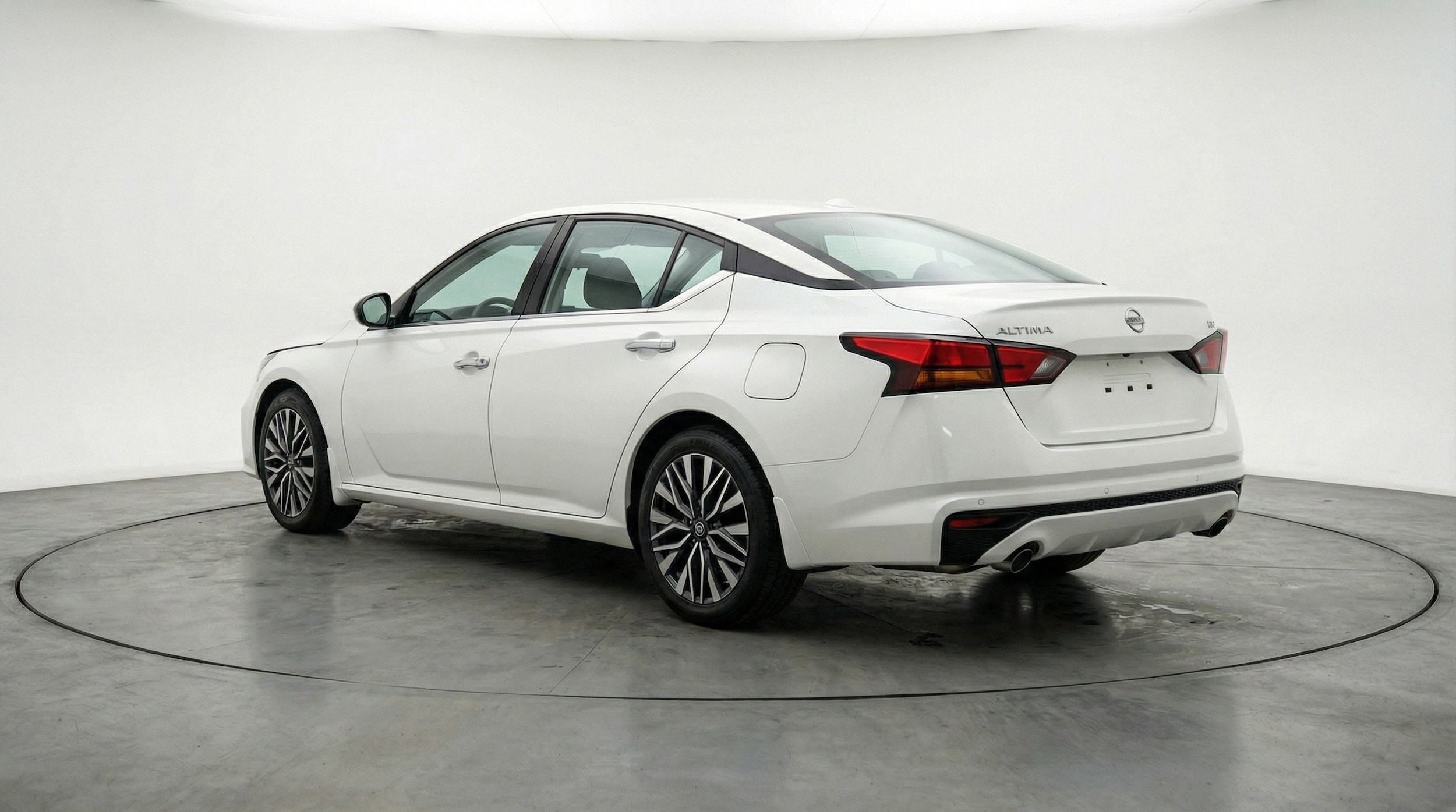 Thumbnail: 2025 Nissan Altima - 6
